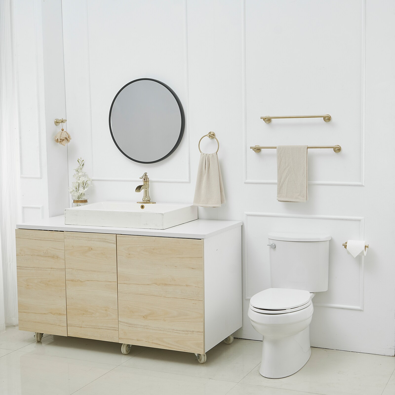 Juego de herrajes de baño decorativos en acabado dorado cepillado de 5 piezas: barra de toalla, porta papel higiénico, argolla de toalla y gancho de baño incluidos - A-91012-S-BG-NEW