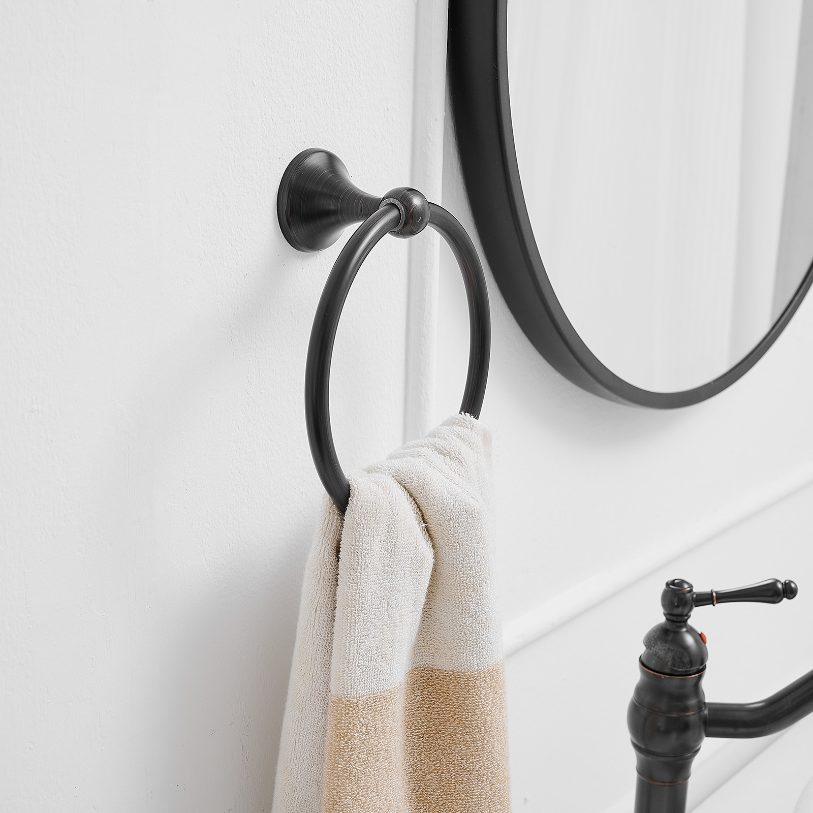 Juego de accesorios decorativos para baño de 2 piezas en bronce aceitado - Barra para toallas y anillo para toallas incluidos