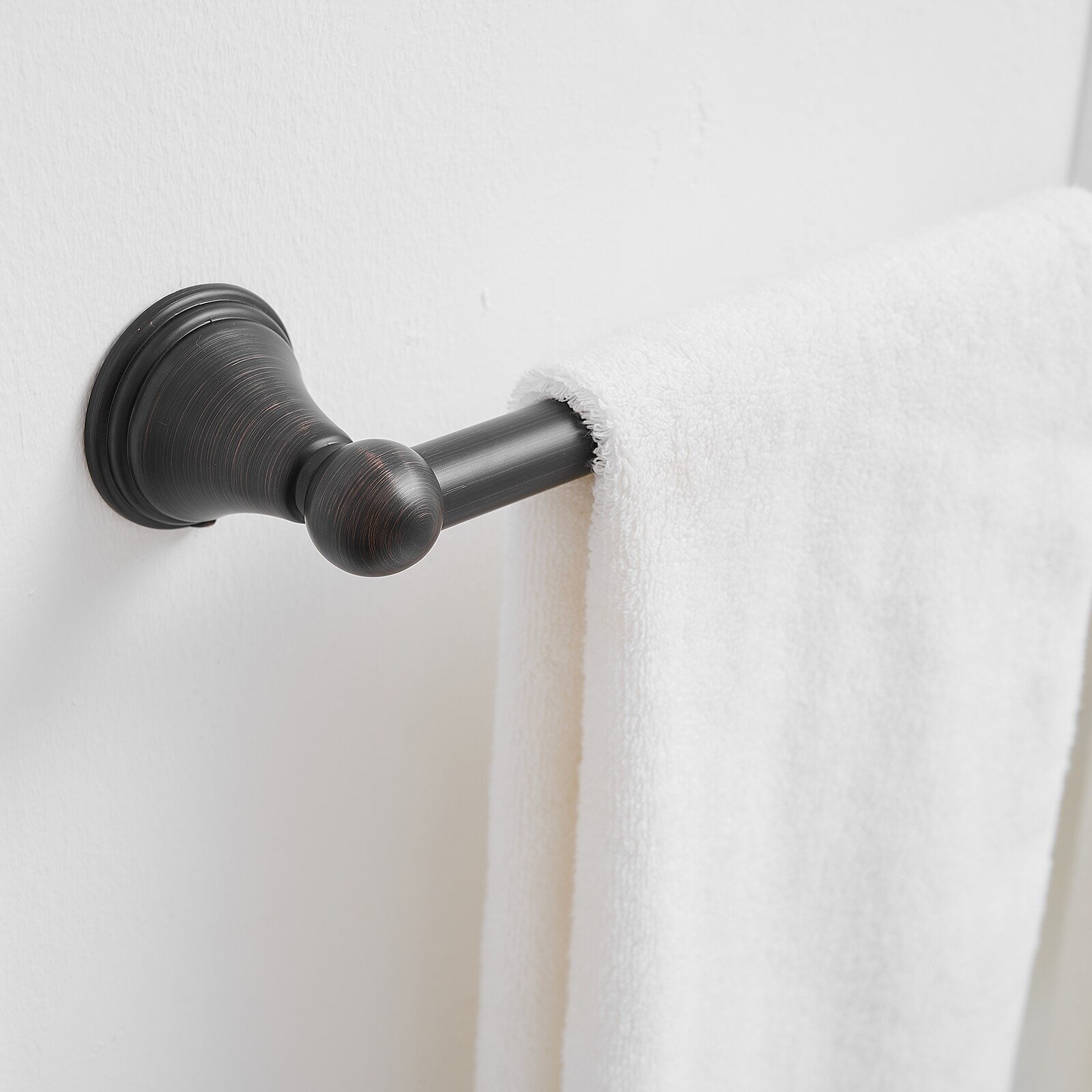 Juego de Accesorios para Baño en Bronce Aceitado de 3 Piezas: Barra de Toalla, Argolla de Toalla, Incluido R004-ORB-3