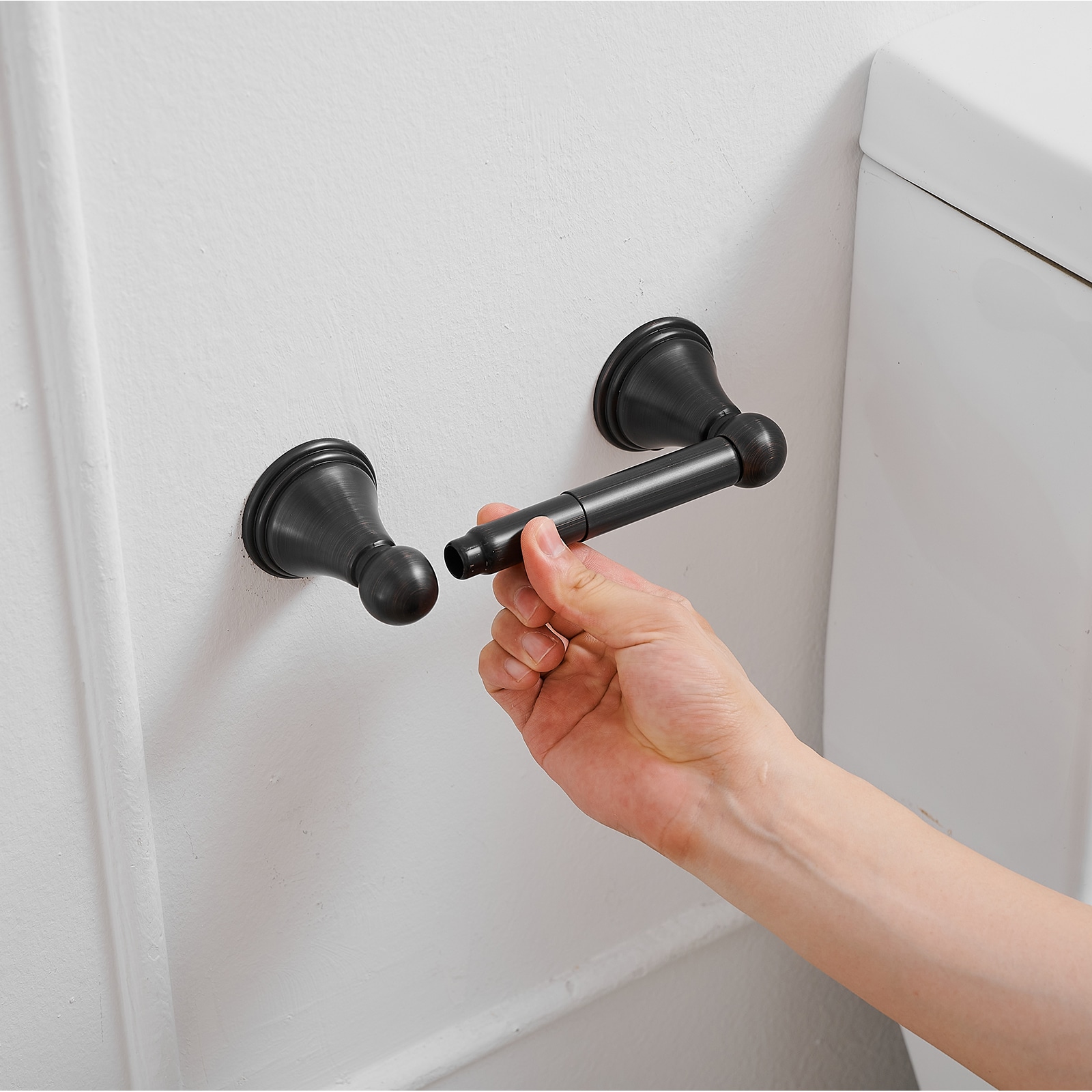 Juego de accesorios de baño decorativos en bronce aceitado de 3 piezas - Barra de toallas, portarrollos de papel higiénico, argolla para toallas (incluye R004-ORB-24)