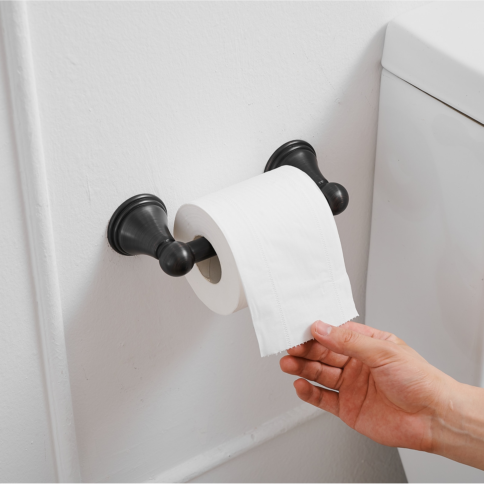 Juego de Accesorios de Baño Decorativos de Bronce Friccionado con Aceite de 2 Piezas - Soporte para Papel de Baño, Anillo para Toalla incluido