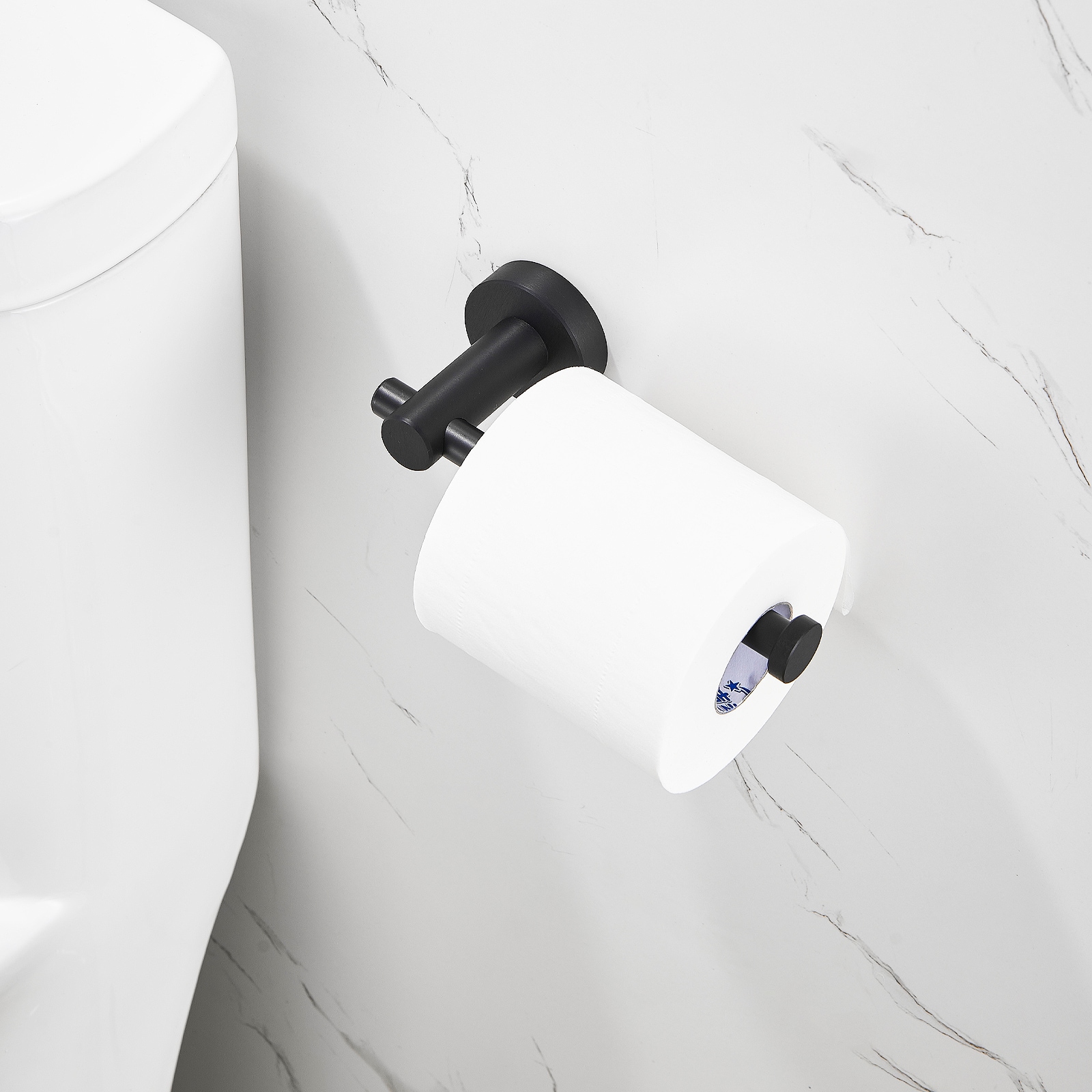 Set de Accesorios Decorativos para Baño en Negro de Sir Faucet, Incluye Barra de Toallas.