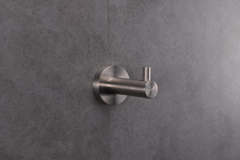Colgador de toalla de pared individual en níquel satinado Lexora Bagno Nera