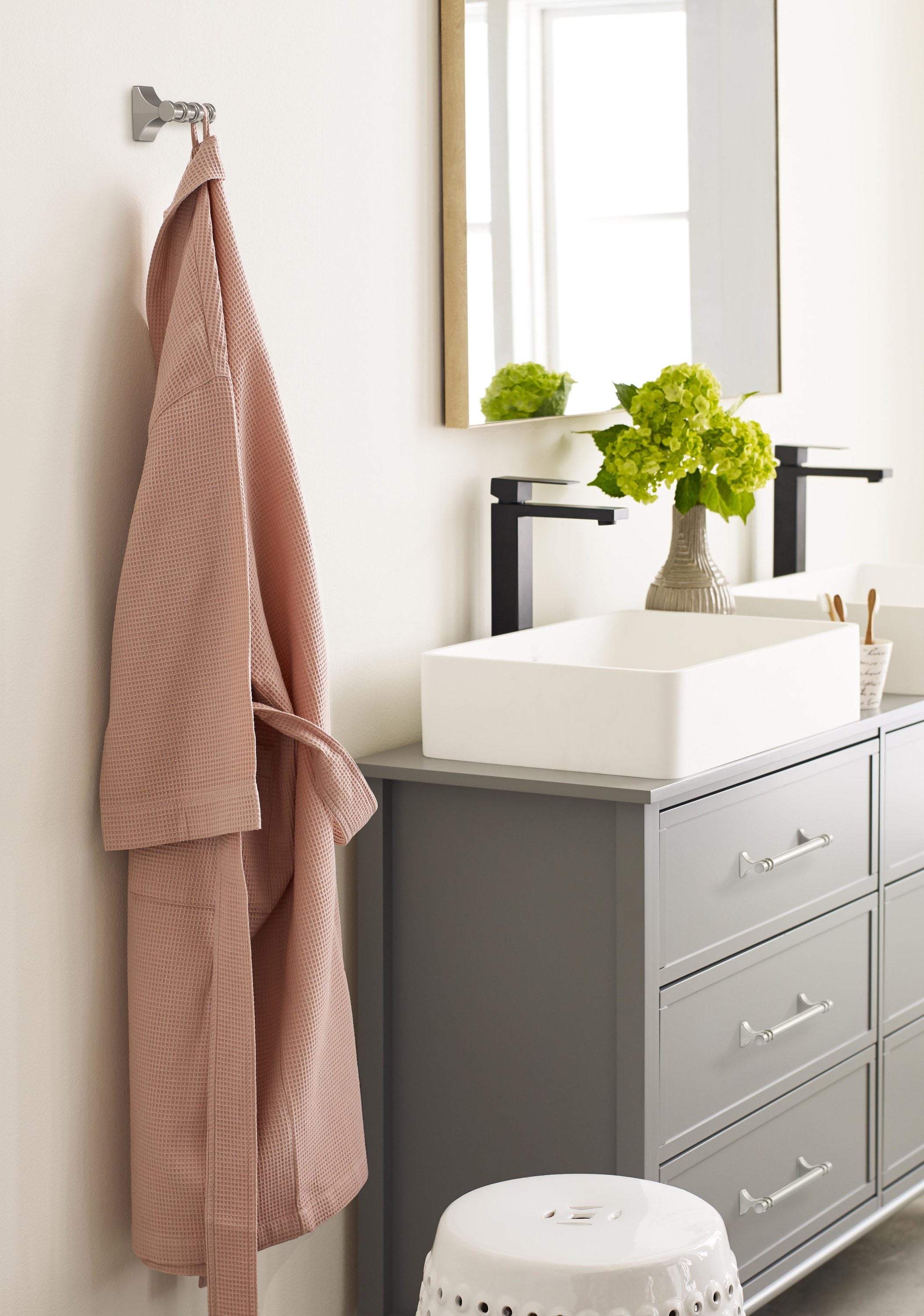 Amerock Davenport Gancho doble de pared para toallas en níquel cepillado - BH36050G10