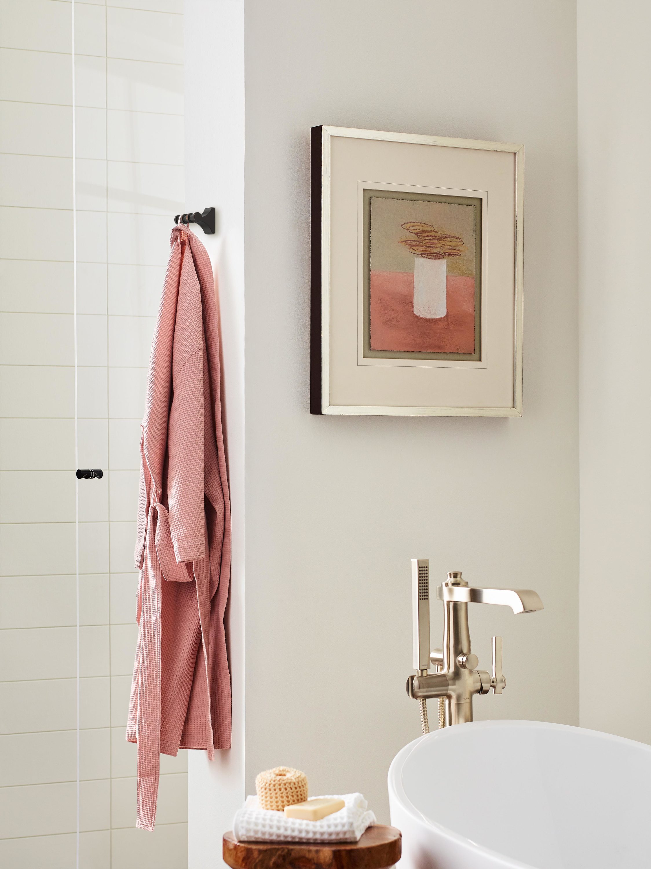 Colgador doble de toalla de montaje en la pared en bronce envejecido de la colección Davenport de Amerock BH36050ORB