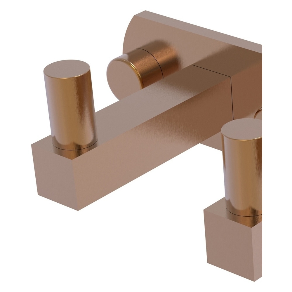 Toallero de Pared con Triple Gancho en Bronce Cepillado Montero de Brass Allie