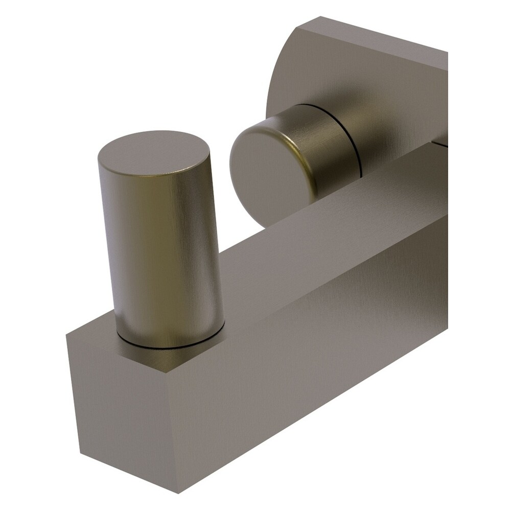 Colgador de toallas de doble gancho montado en la pared de latón antiguo Montero de Allied Brass en acabado bronce antiguo