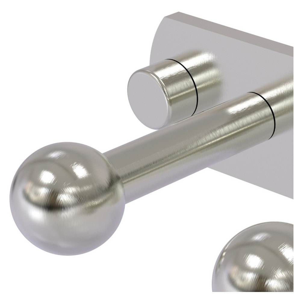 Gancho para toallas de montaje en pared con triple gancho en níquel satinado de la línea Prestige Skyline de Allied Brass