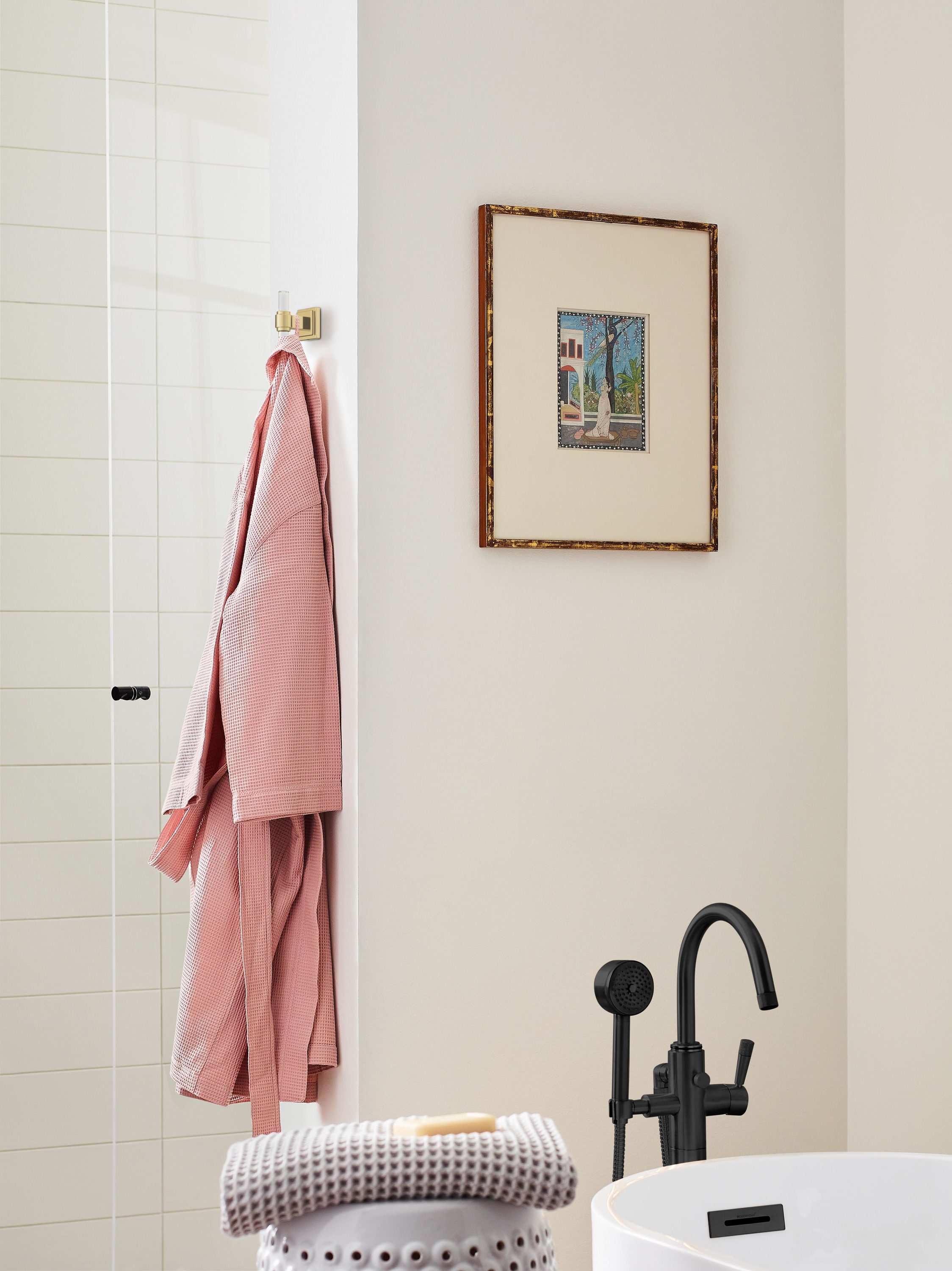 Percha Montada en Pared de Baño con un Solo Gancho Claro/Dorado Champagne Glacio de Amerock BH36060CBBZ