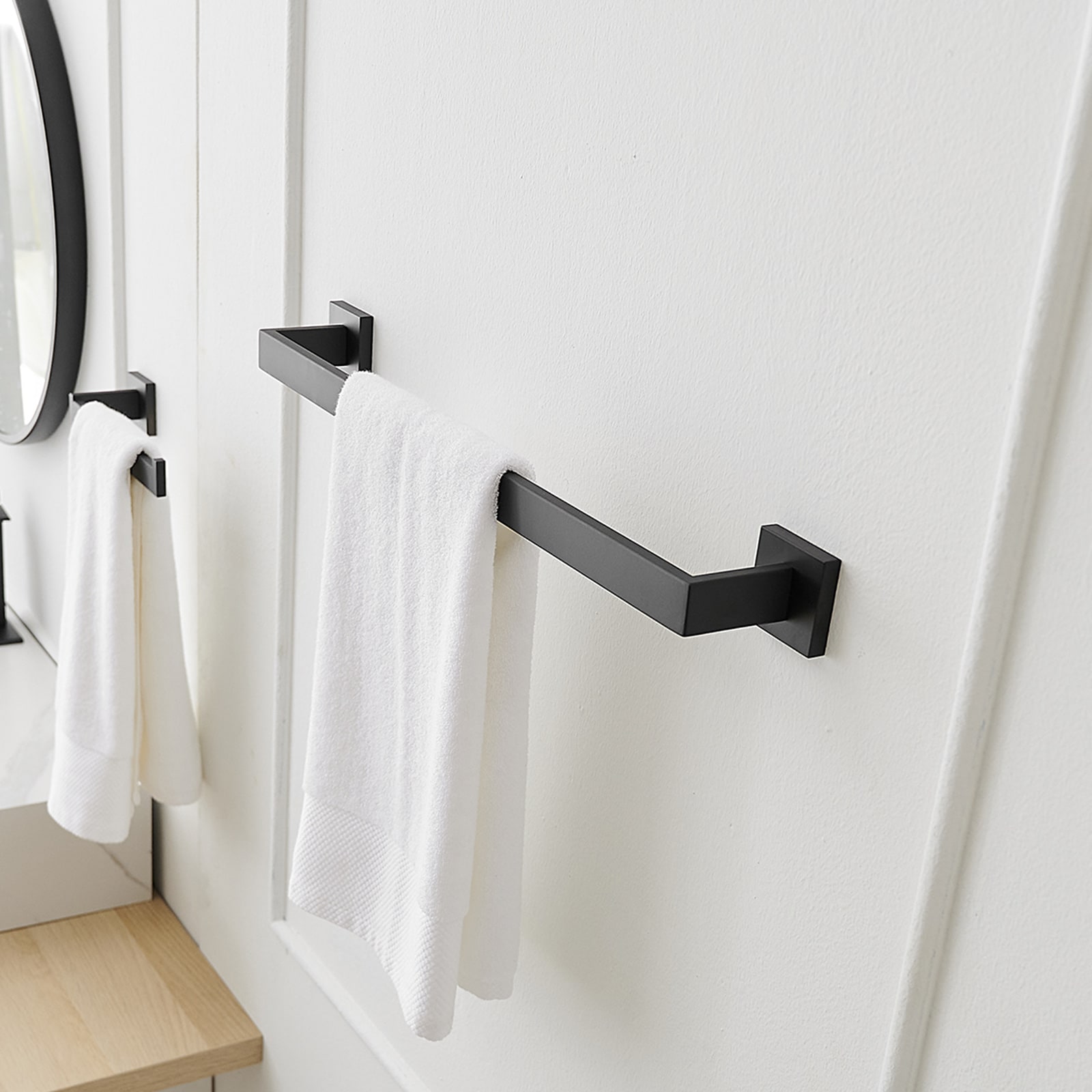 Papelera de baño de pie negro mate con espacio para rollo y almacenamiento - BWE 91040-B