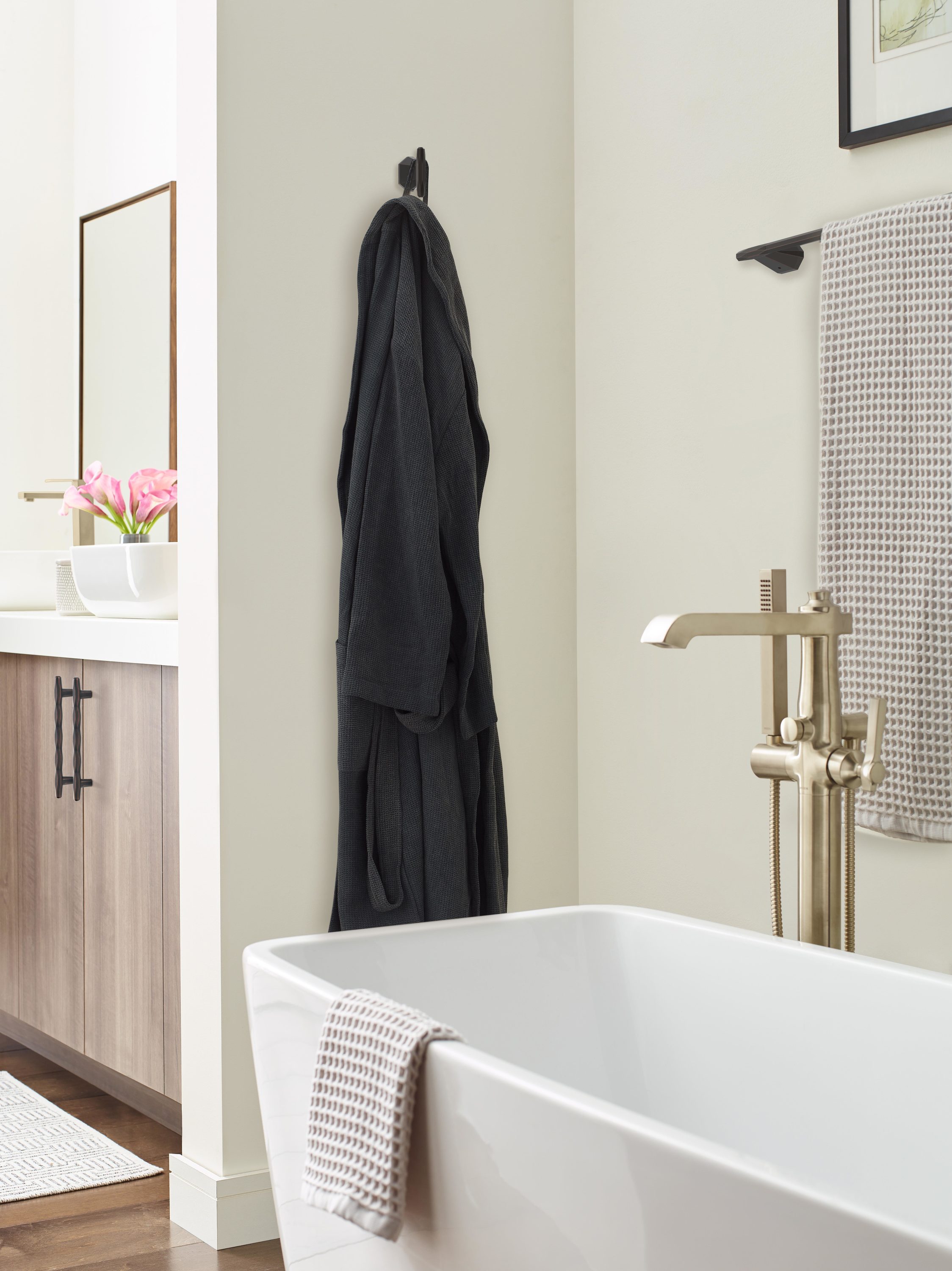 Percha de Toalla de Pared Individual en Bronce Aceitado Amerock St. Vincent