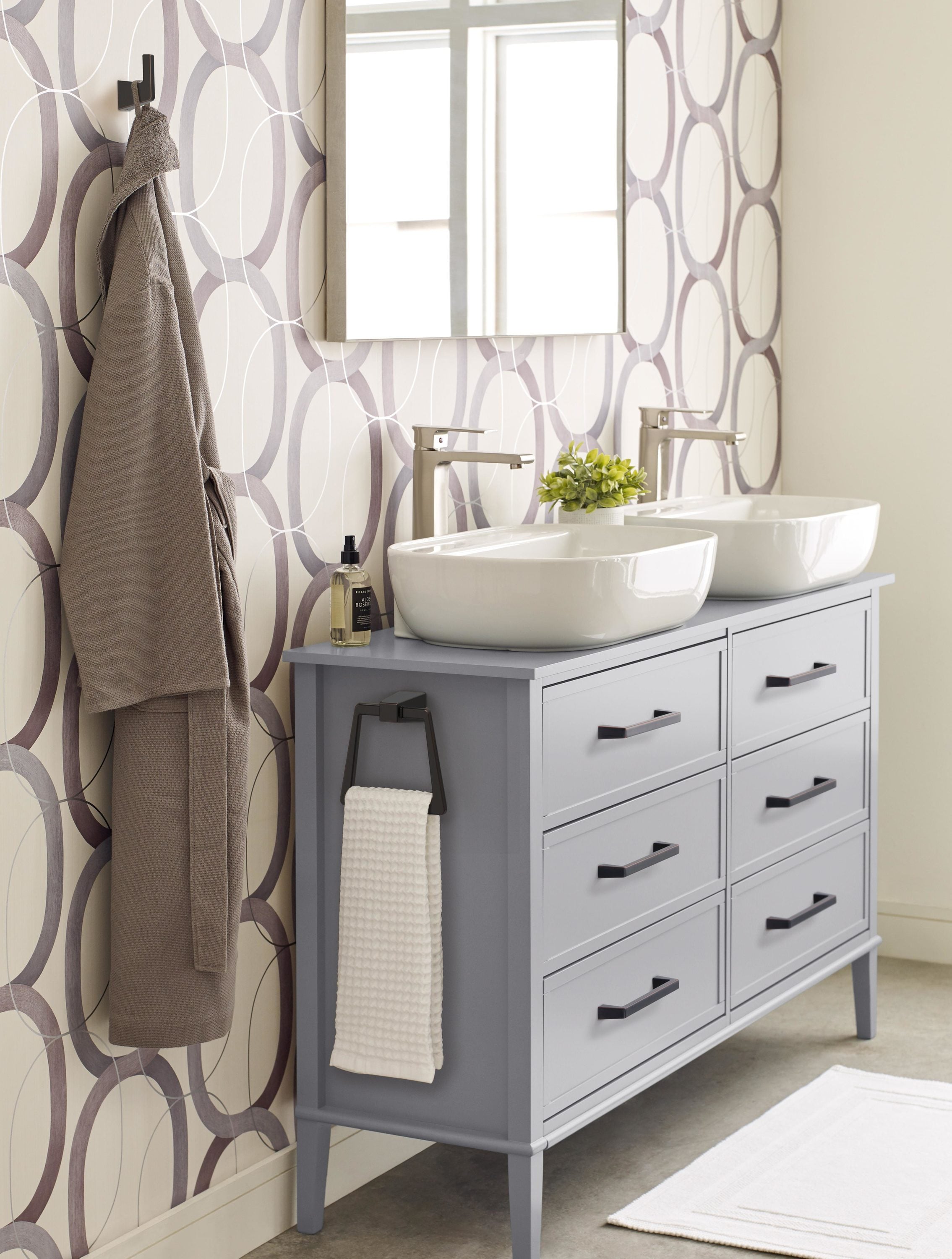 Aro Toallero para Montar en Pared en Bronce Aceitado Negro Blackrock de Amerock BH36002ORB