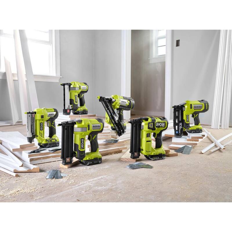 Clavadora de clavos inalámbrica RYOBI ONE+ HP de 18 V calibre 18 con motor sin escobillas y batería de alto rendimiento ONE+ de 18 V (paquete de 2) - P322-PBP2004