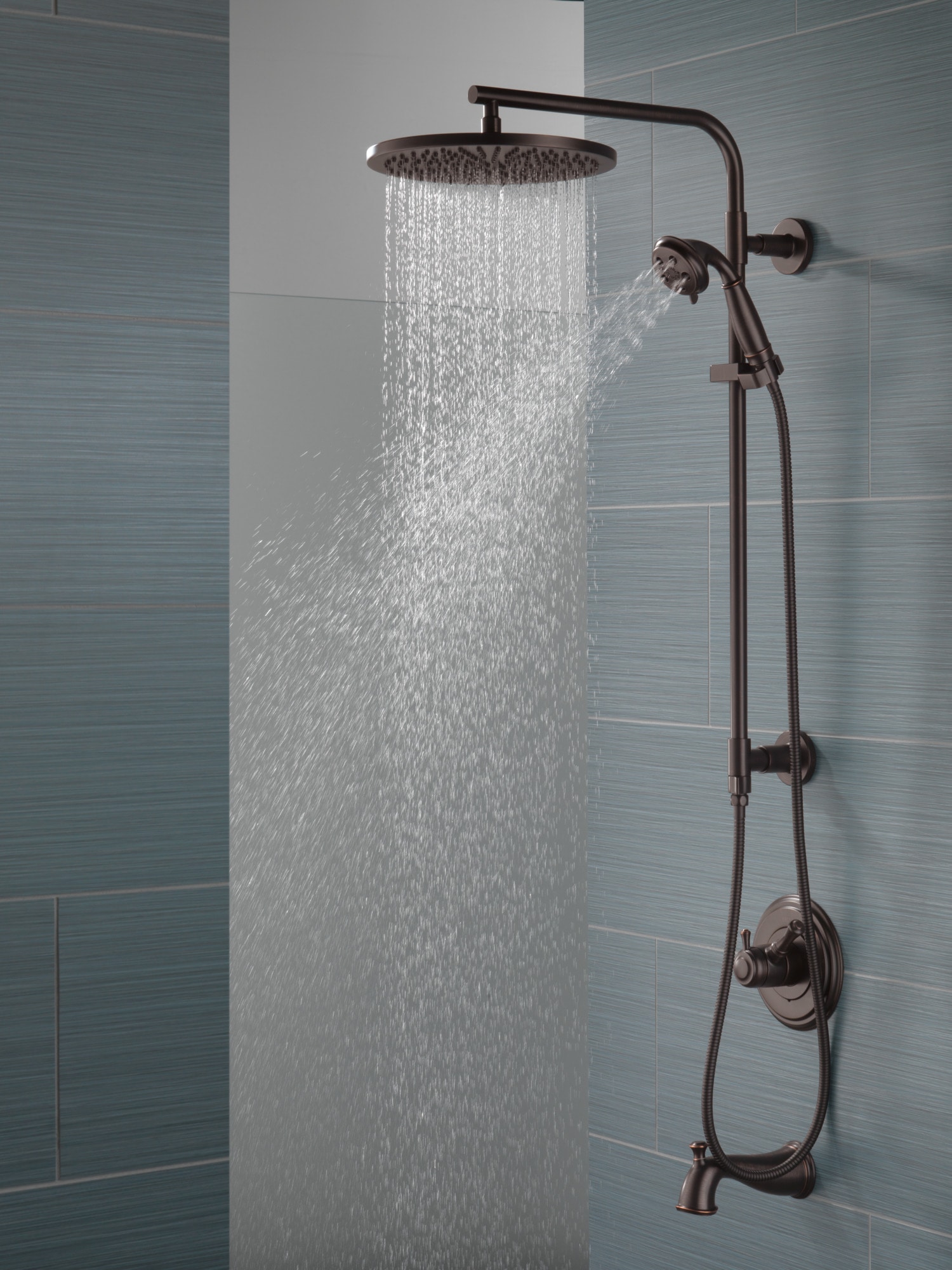 Caño para bañera con diverter universal en bronce aceitado Delta RP72565RB