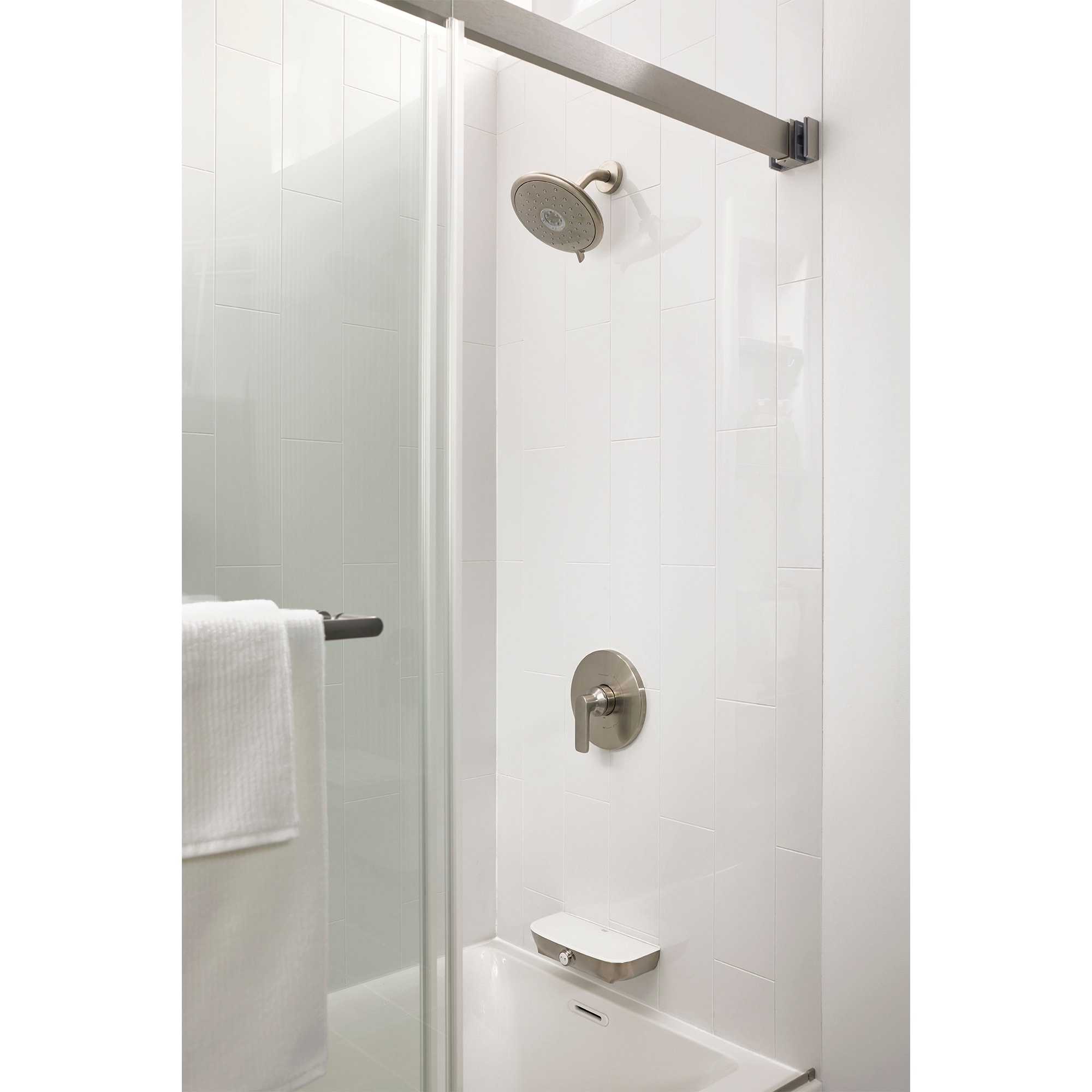 Caño de Bañera American Standard Aspirations en Níquel Cepillado 8888116.295