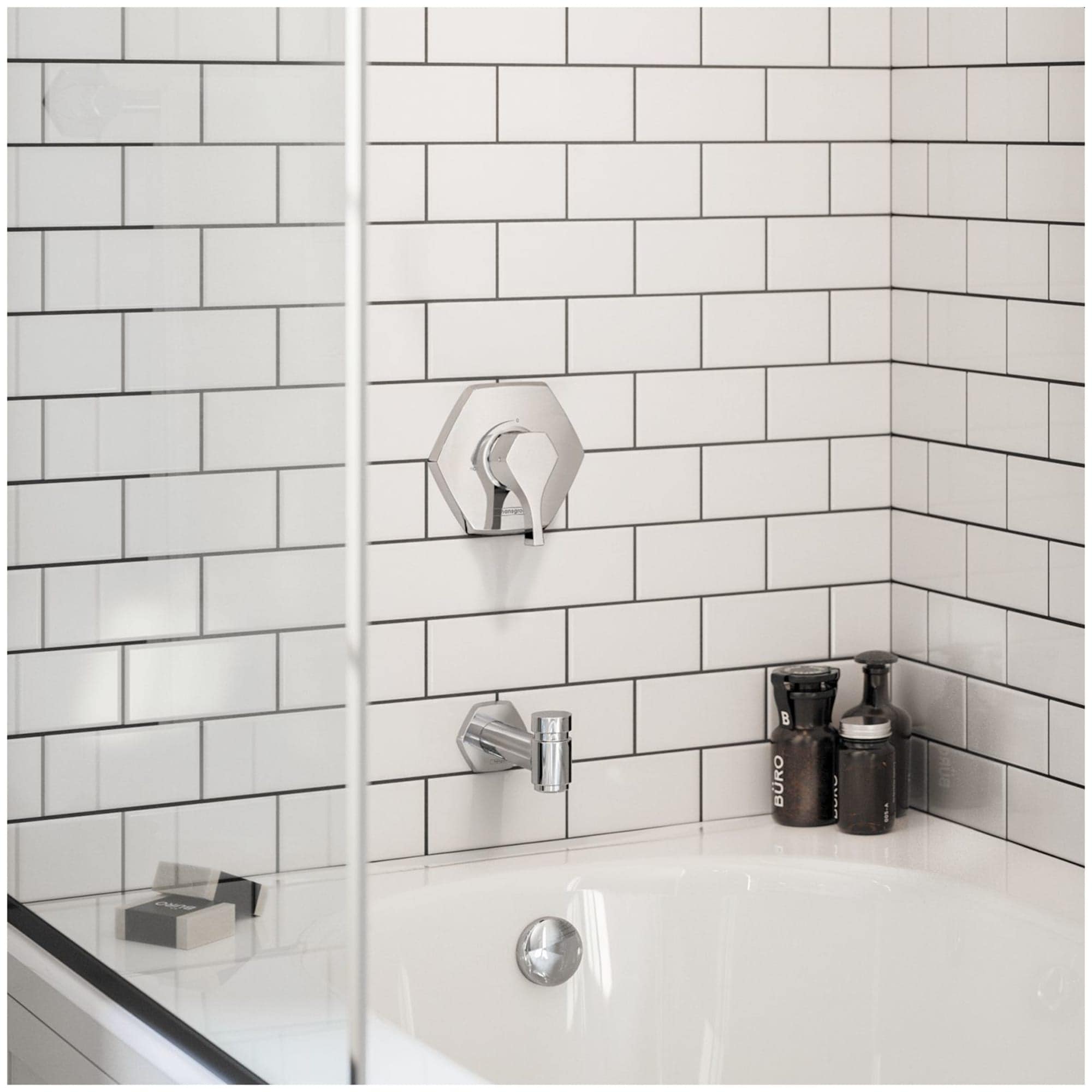 Caño de bañera con diverter cromado Hansgrohe Universal Fit 04815000