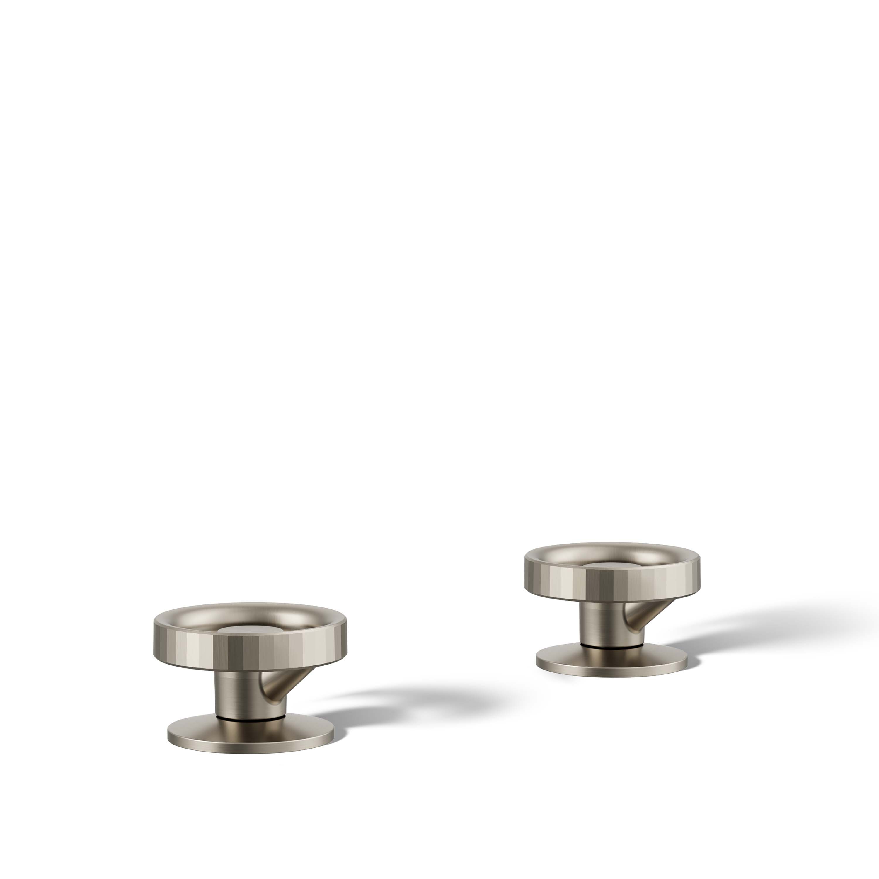 Manija de grifo para lavabo de baño con 2 mangos en níquel cepillado vibrante KOHLER K-77974-9-BN