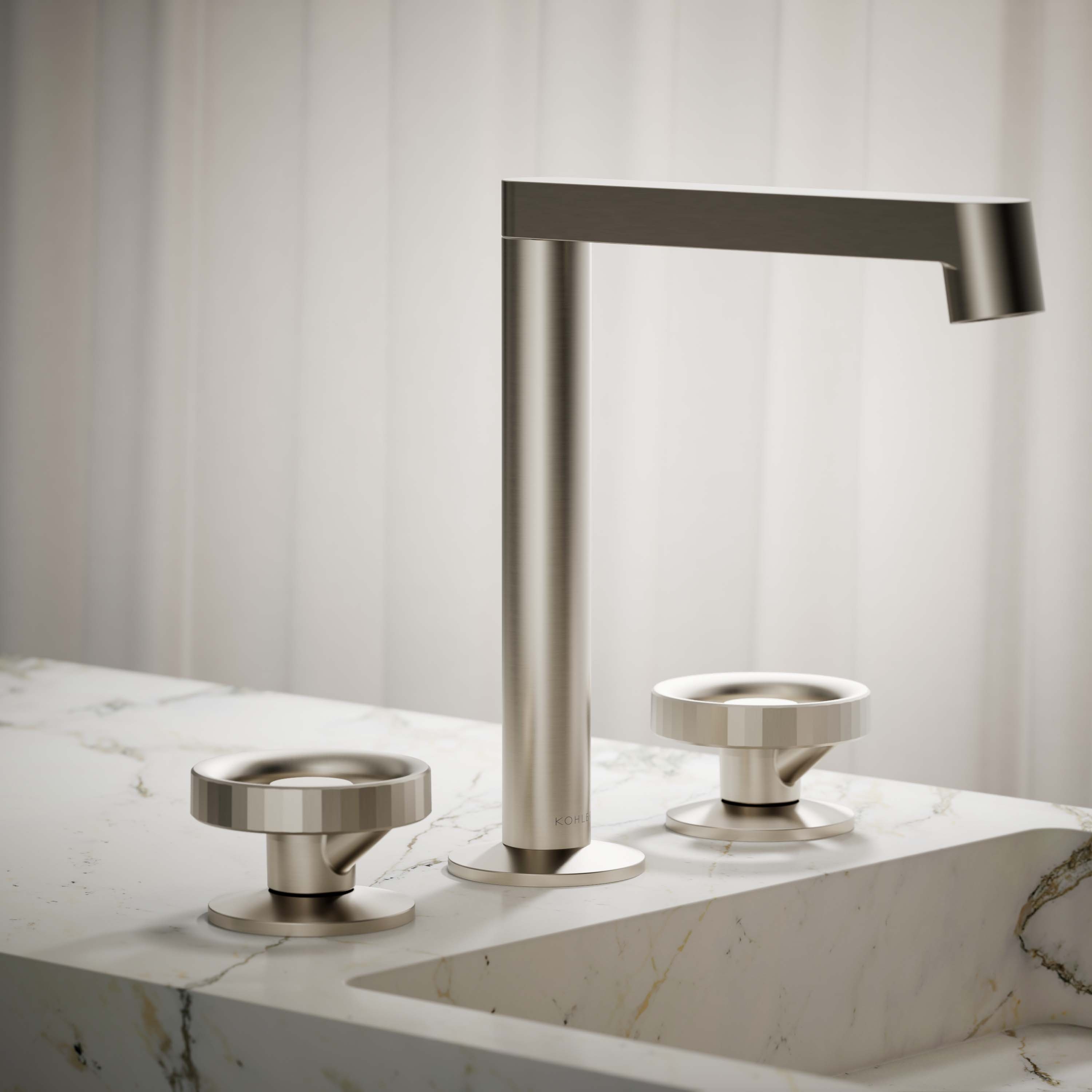 Manija de grifo para lavabo de baño con 2 mangos en níquel cepillado vibrante KOHLER K-77974-9-BN