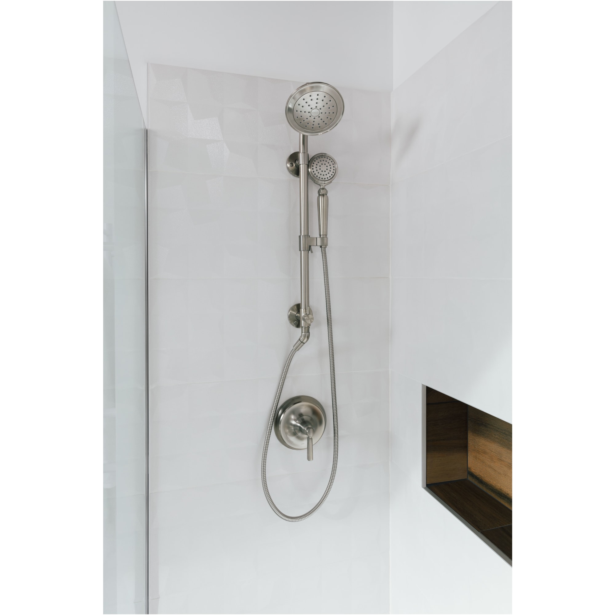 Manera de la ducha de níquel cepillado vibrante de KOHLER