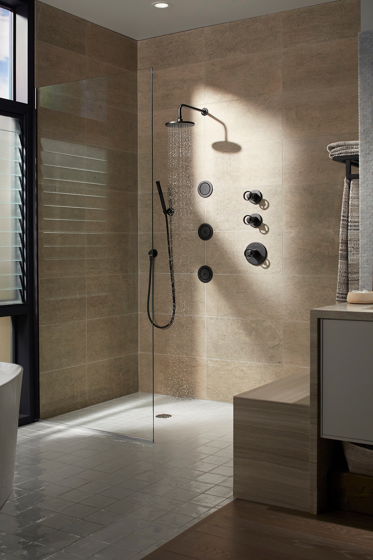 Manija del grifo de la regadera en negro mate KOHLER K-T78027-9-BL