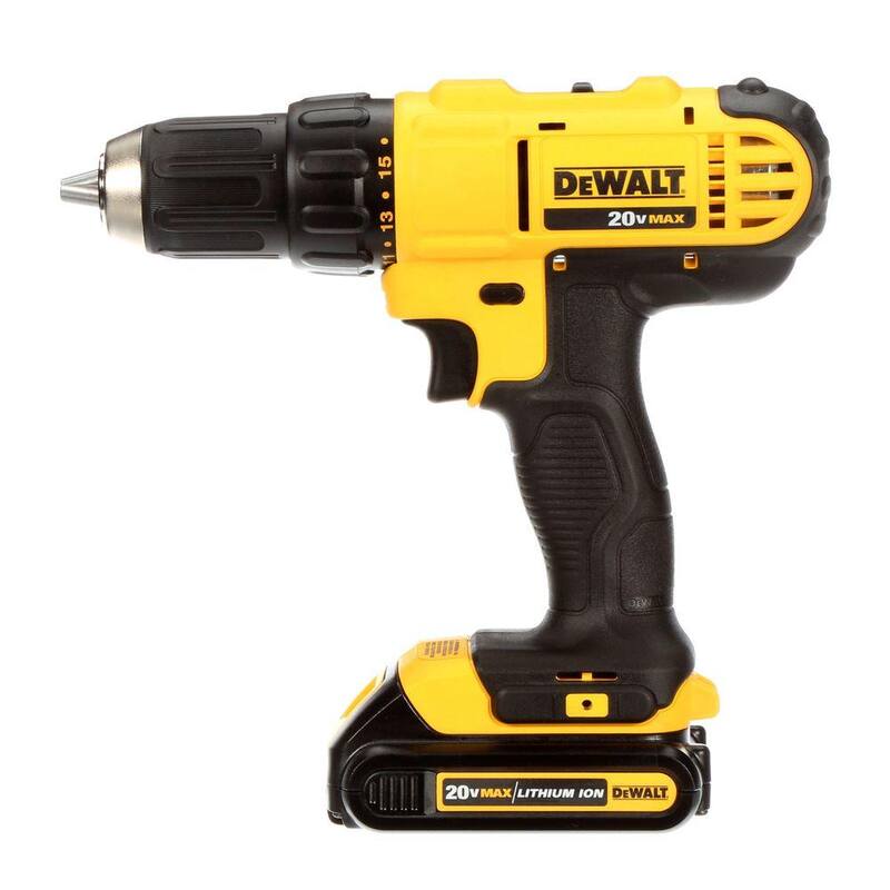DEWALT Taladro/destornillador inalámbrico de 20V Máx. 1/2 pulg., (2) baterías de 20V 1.3Ah, cargador y estuche - DCD771C2