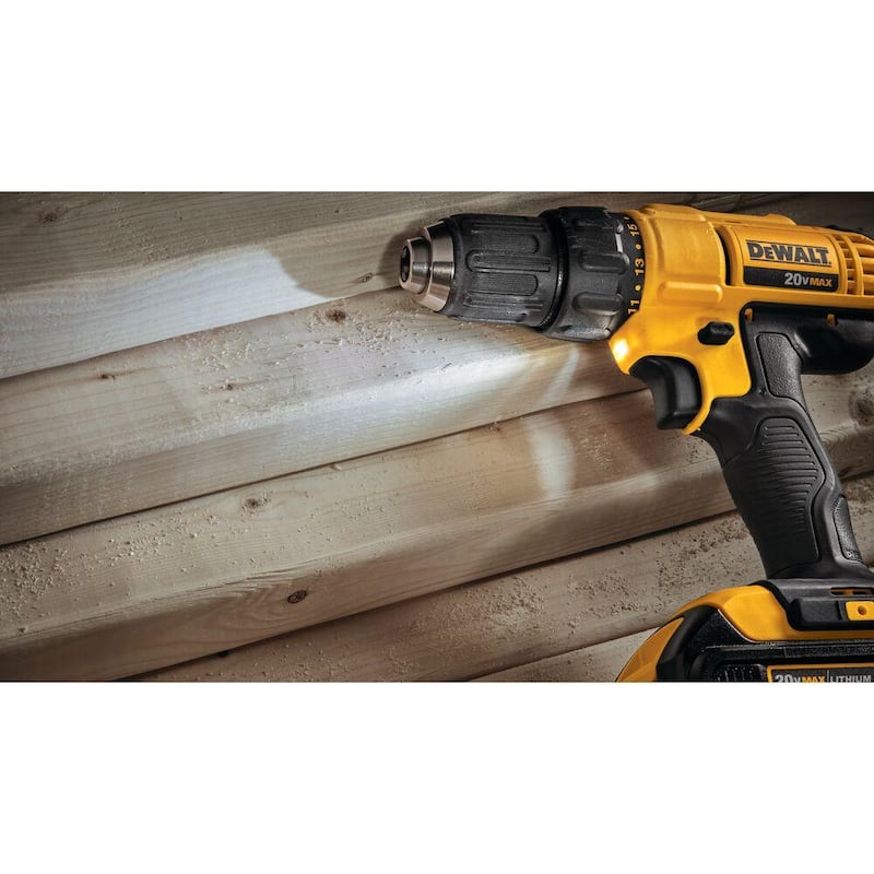 DEWALT Taladro/destornillador inalámbrico de 20V Máx. 1/2 pulg., (2) baterías de 20V 1.3Ah, cargador y estuche - DCD771C2