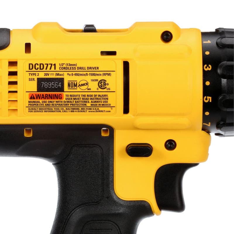 DEWALT Taladro/destornillador inalámbrico de 20V Máx. 1/2 pulg., (2) baterías de 20V 1.3Ah, cargador y estuche - DCD771C2