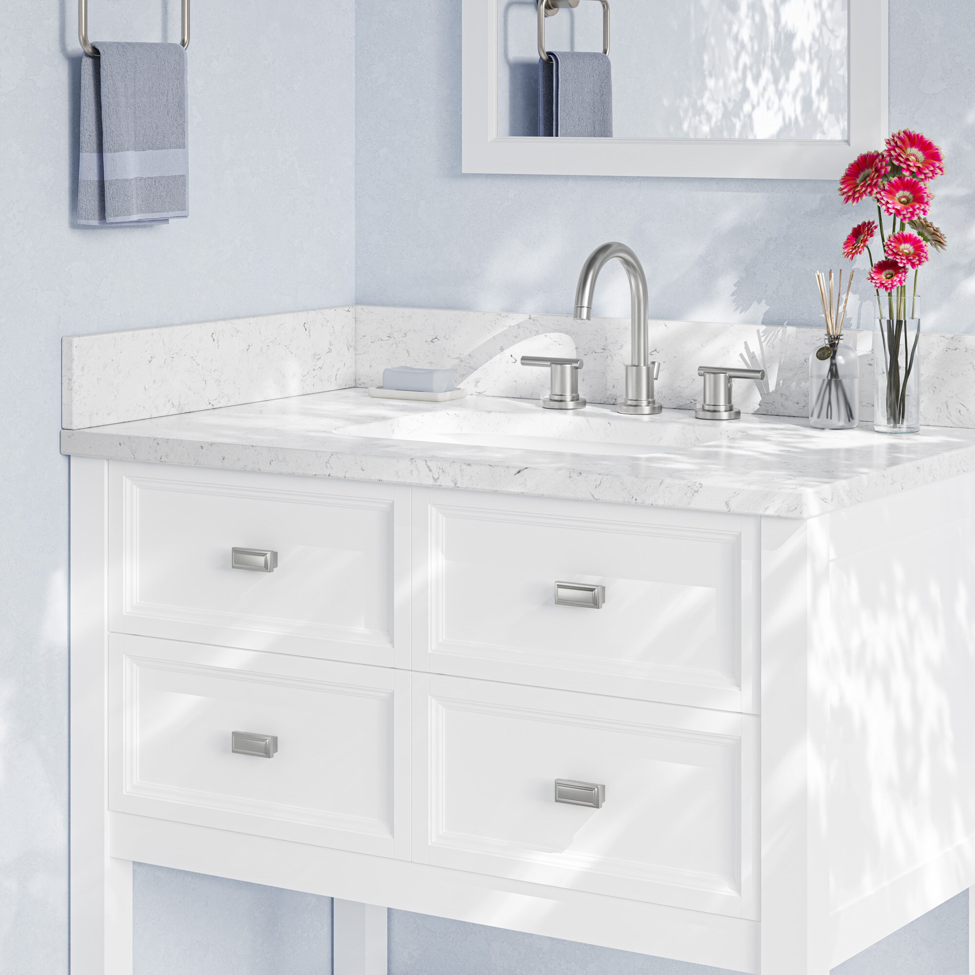 Salpicadura lateral de baño de mármol Carrara engineered de 4 pulgadas de alto x 21 pulgadas de largo de allen + roth