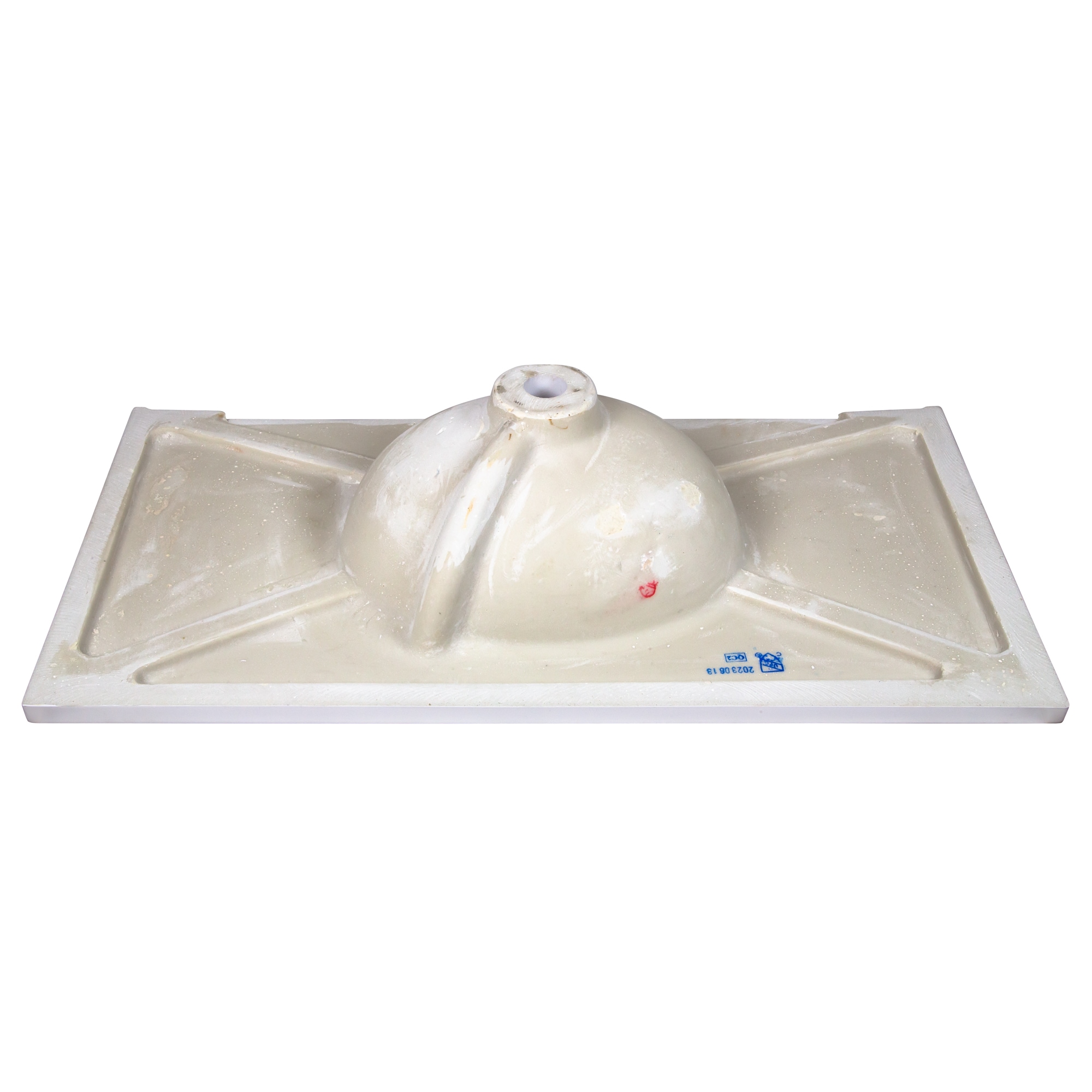 Tope de tocador de baño de mármol sólido blanco cultivado de 37 pulgadas x 19 pulgadas con un lavabo individual y tres orificios de Diseño Casa