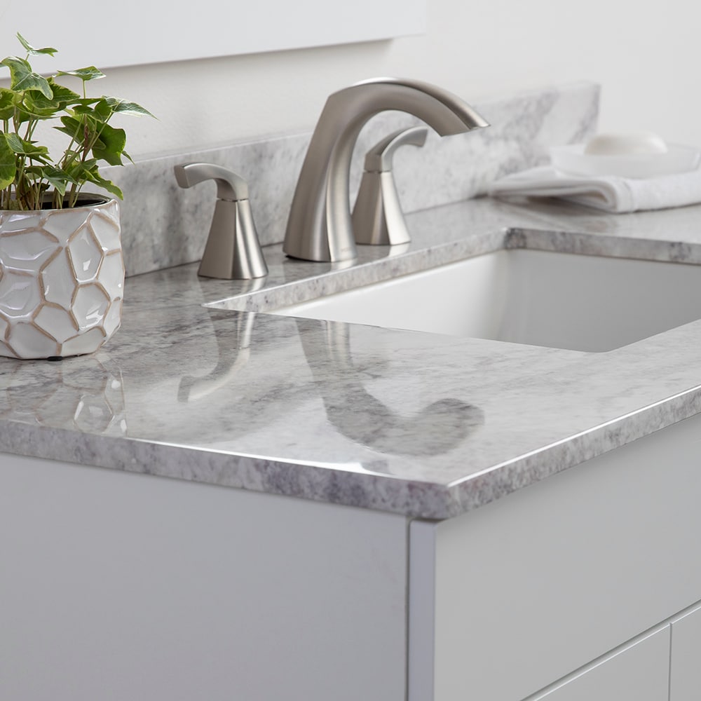 Tapa de tocador de baño de mármol cultivado Solstice de 49 pulgadas x 22 pulgadas con lavabo individual empotrado y 3 orificios_Style Selections Stone Effects R42 VT4922