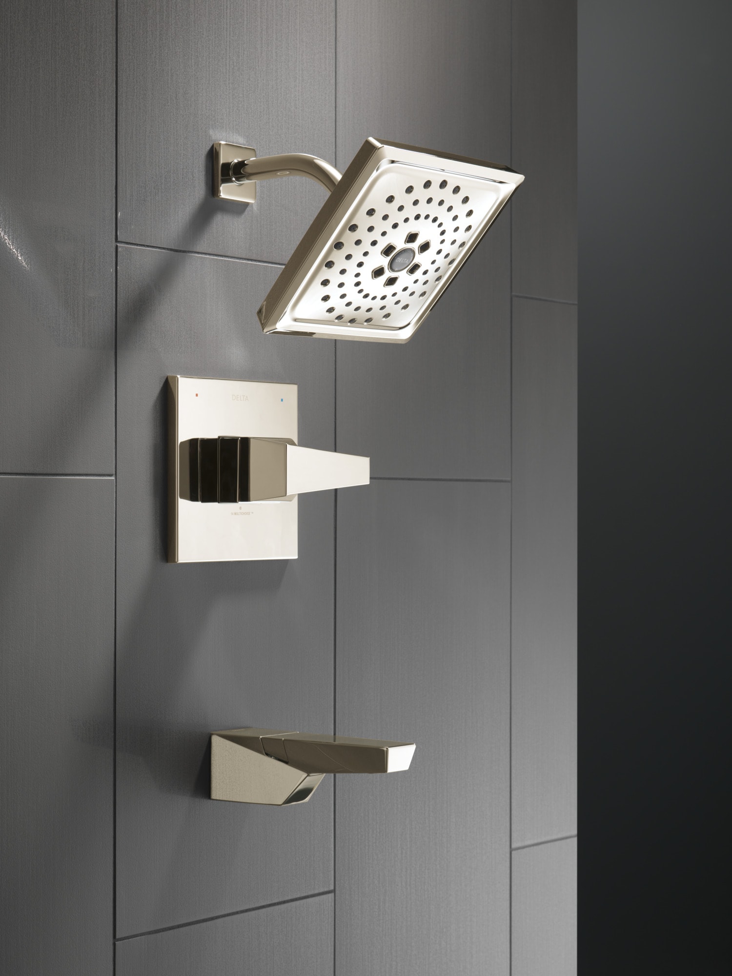 Grifo de bañera y ducha de función múltiple con un mango en níquel pulido de lumicoat de Delta Trillian incluido el válvula T14443-PN-PR