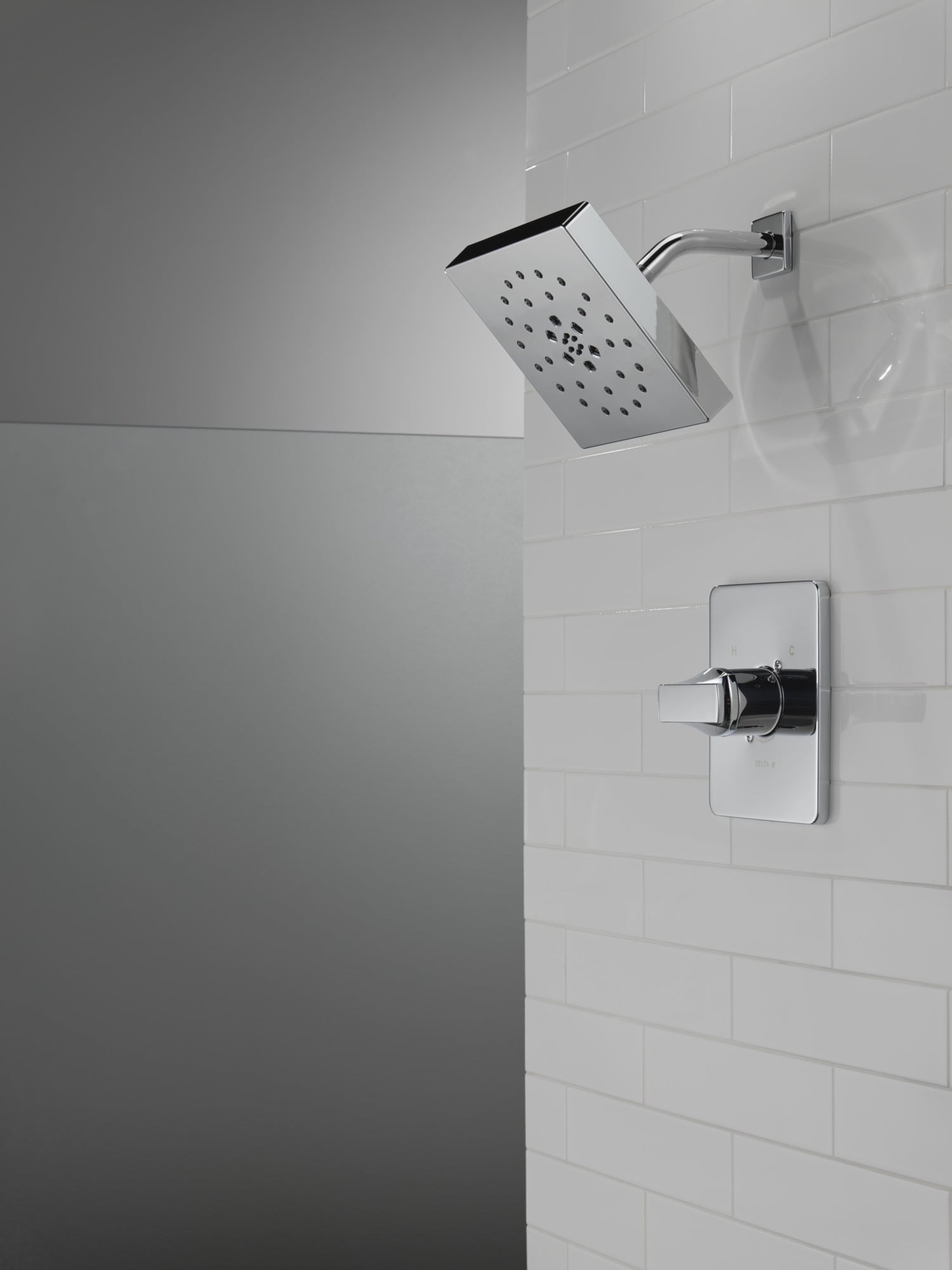 Llave Monomando de Bañera y Ducha Delta Velum Cromo vendida por separado T14237-LHD