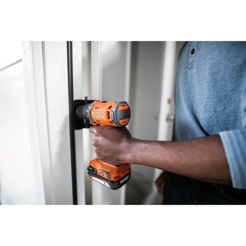 RIDGID 18V Taladro/destornillador inalámbrico de 1/2 pulgadas con (1) Batería de 2.0 Ah y Cargador - R86001K