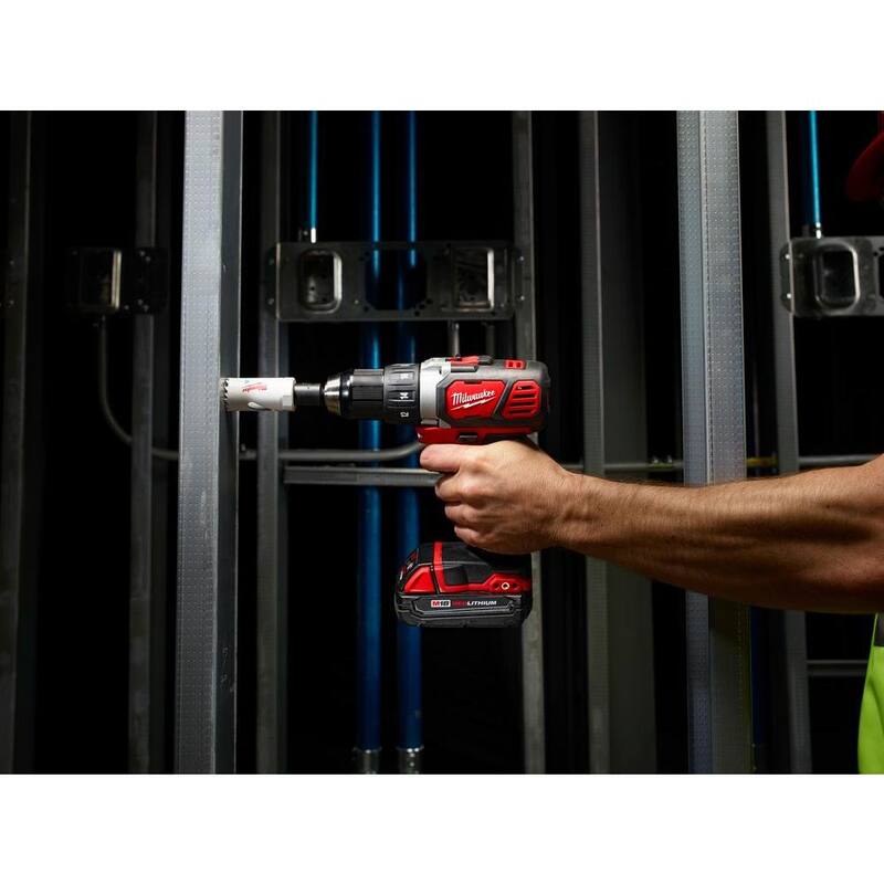 Milwaukee M18 Taladro Inalámbrico de 1/2 pulgadas de Litio-Ion 18V (Herramienta solamente) - 2606-20