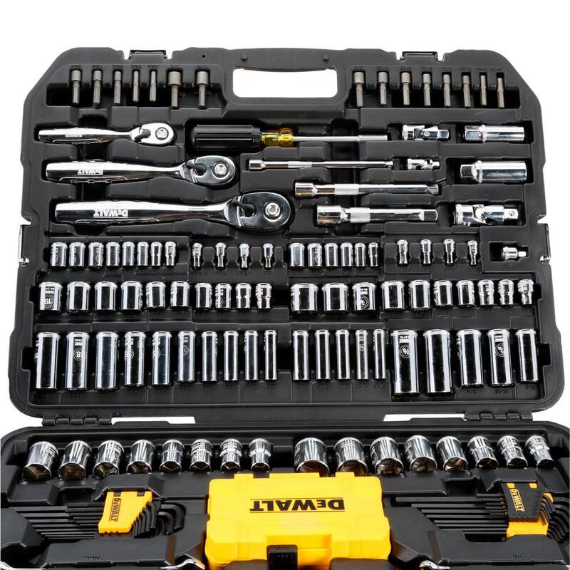 Set de herramientas para mecánicos DEWALT de 1/4, 3/8 y 1/2 pulgadas en cromo pulido (168 piezas) - DWMT73803.