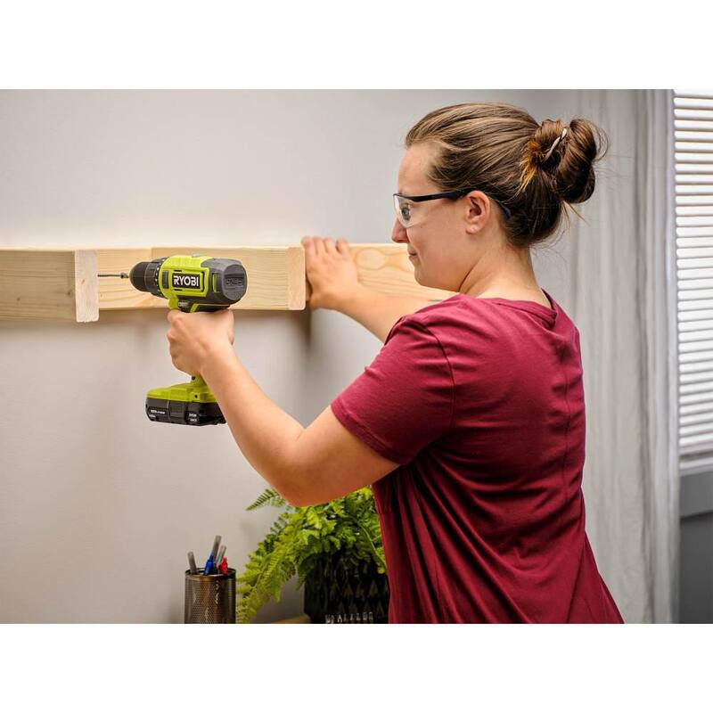 RYOBI ONE+ Taladro/destornillador inalámbrico de 18V 1/2 in. (Herramienta solamente) - PCL206B