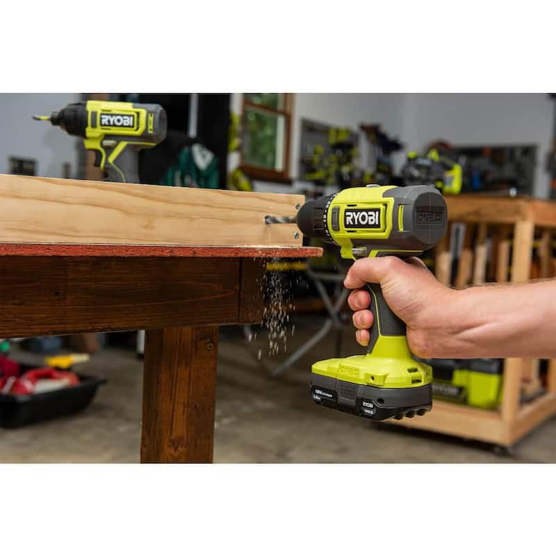 RYOBI ONE+ Taladro/destornillador inalámbrico de 18V 1/2 in. (Herramienta solamente) - PCL206B