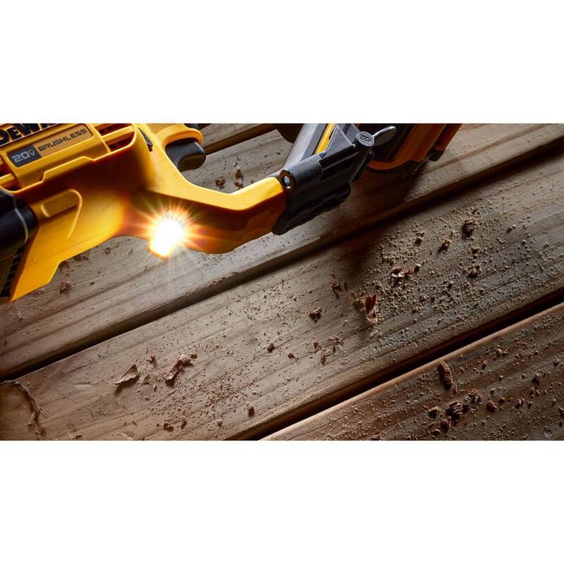 DEWALT 20V Taladro compacto inalámbrico sin escobillas de 1/2 pulgadas para montantes y vigas con ventaja FLEXVOLT (Herramienta solamente) - DCD444B