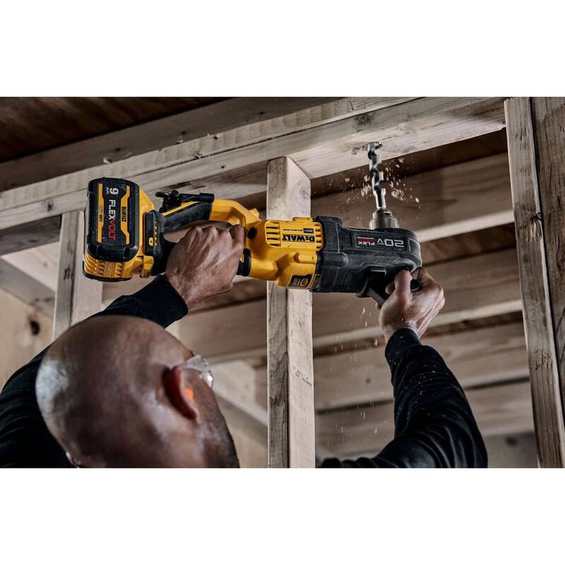 DEWALT 20V Taladro compacto inalámbrico sin escobillas de 1/2 pulgadas para montantes y vigas con ventaja FLEXVOLT (Herramienta solamente) - DCD444B