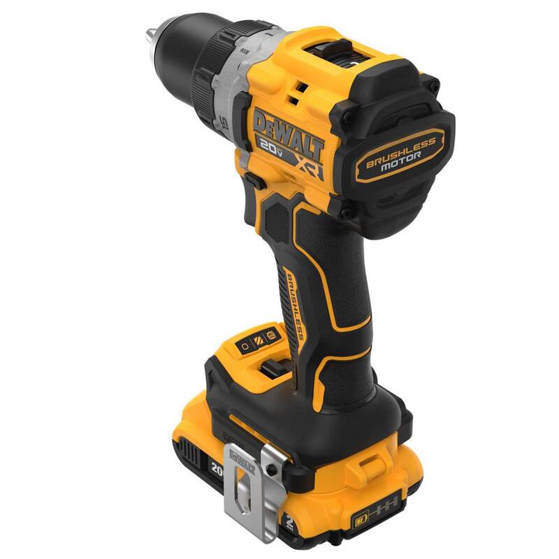 Juego de taladro inalámbrico DEWALT 20V MAX de iones de litio sin escobillas 1/2 pulg. con (2) baterías de 2.0 Ah, cargador y bolso - DCD800D2