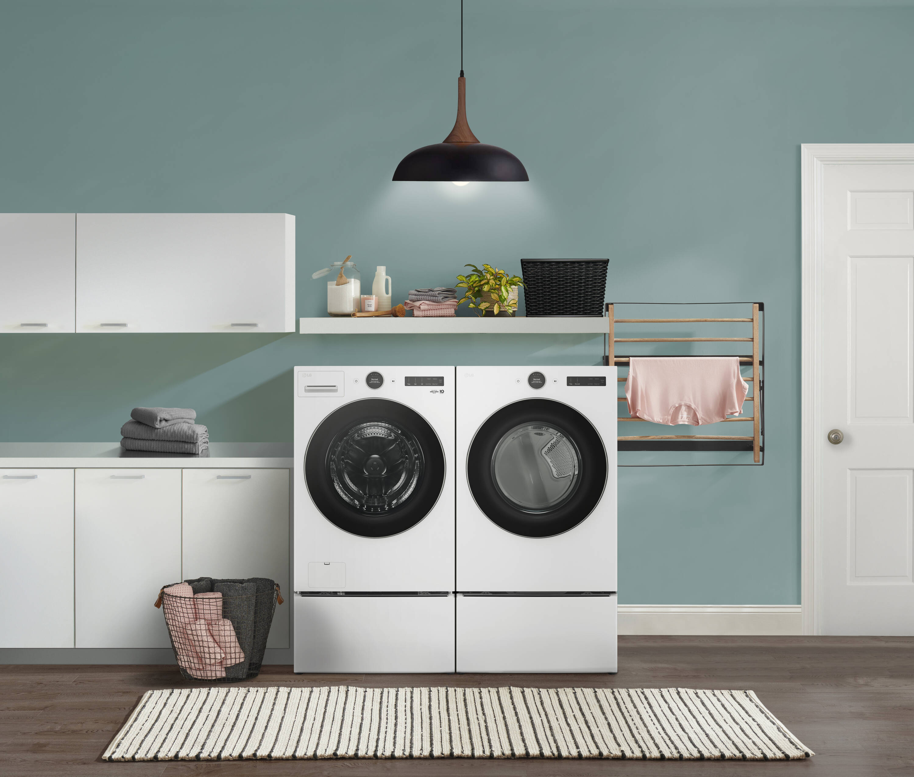 Secadora Eléctrica de Vapor Apilable con Ciclo TurboSteam de 7.4 pies cúbicos (Blanca) Certificada por Energy Star DLEX5500W de LG.