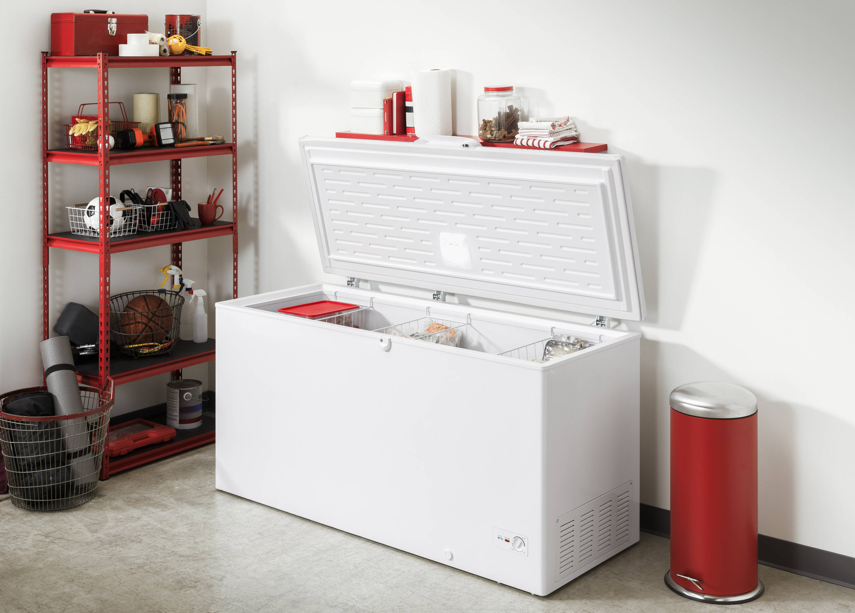 Congelador de Pecho de 17.9 pies cúbicos Convertible a Refrigerador (Blanco)