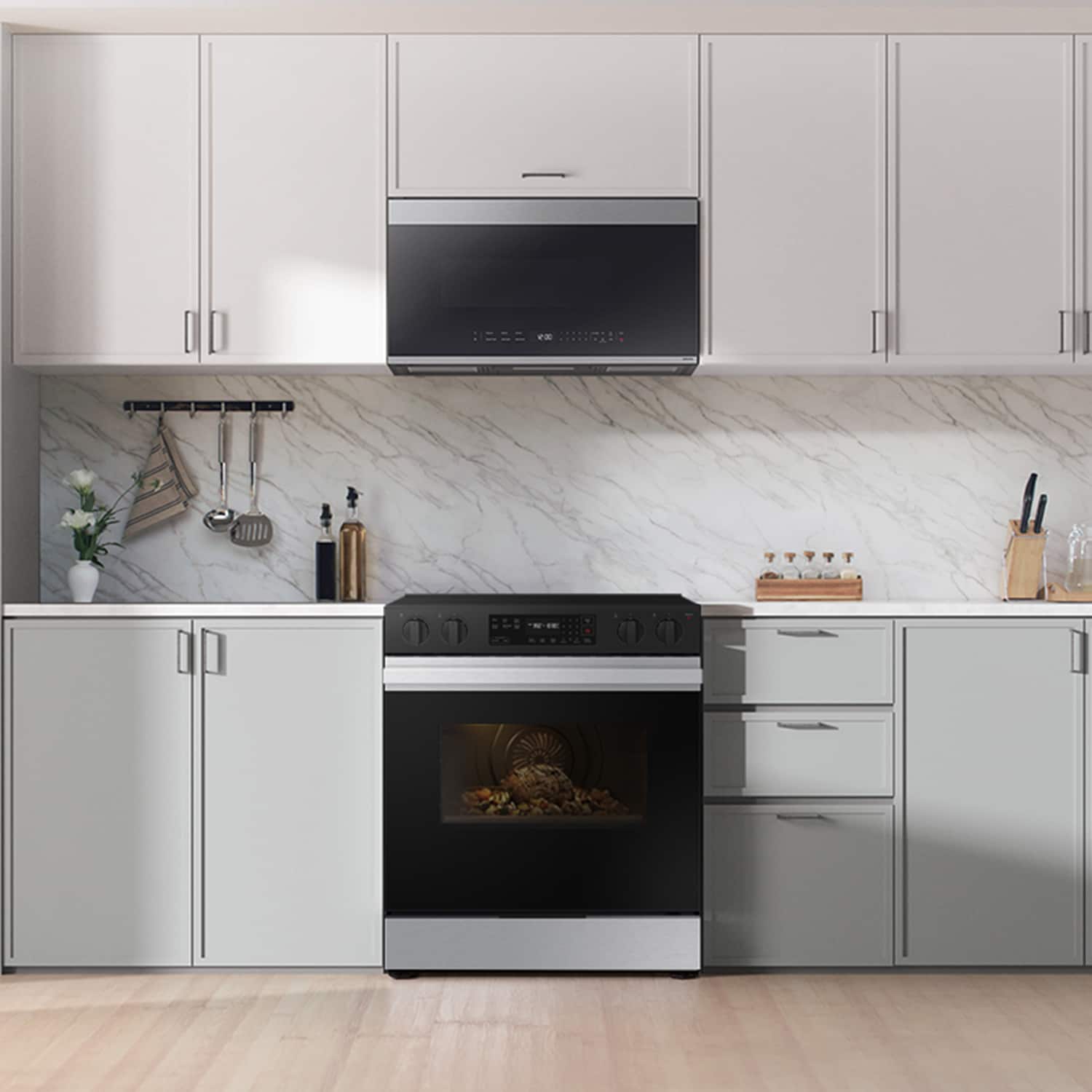 Estufa eléctrica deslizable Samsung Bespoke de 30 pulgadas con 5 quemadores en la cubierta de vidrio y horno de 6.3 pies cúbicos (Acero inoxidable) NSE6DG8100SR