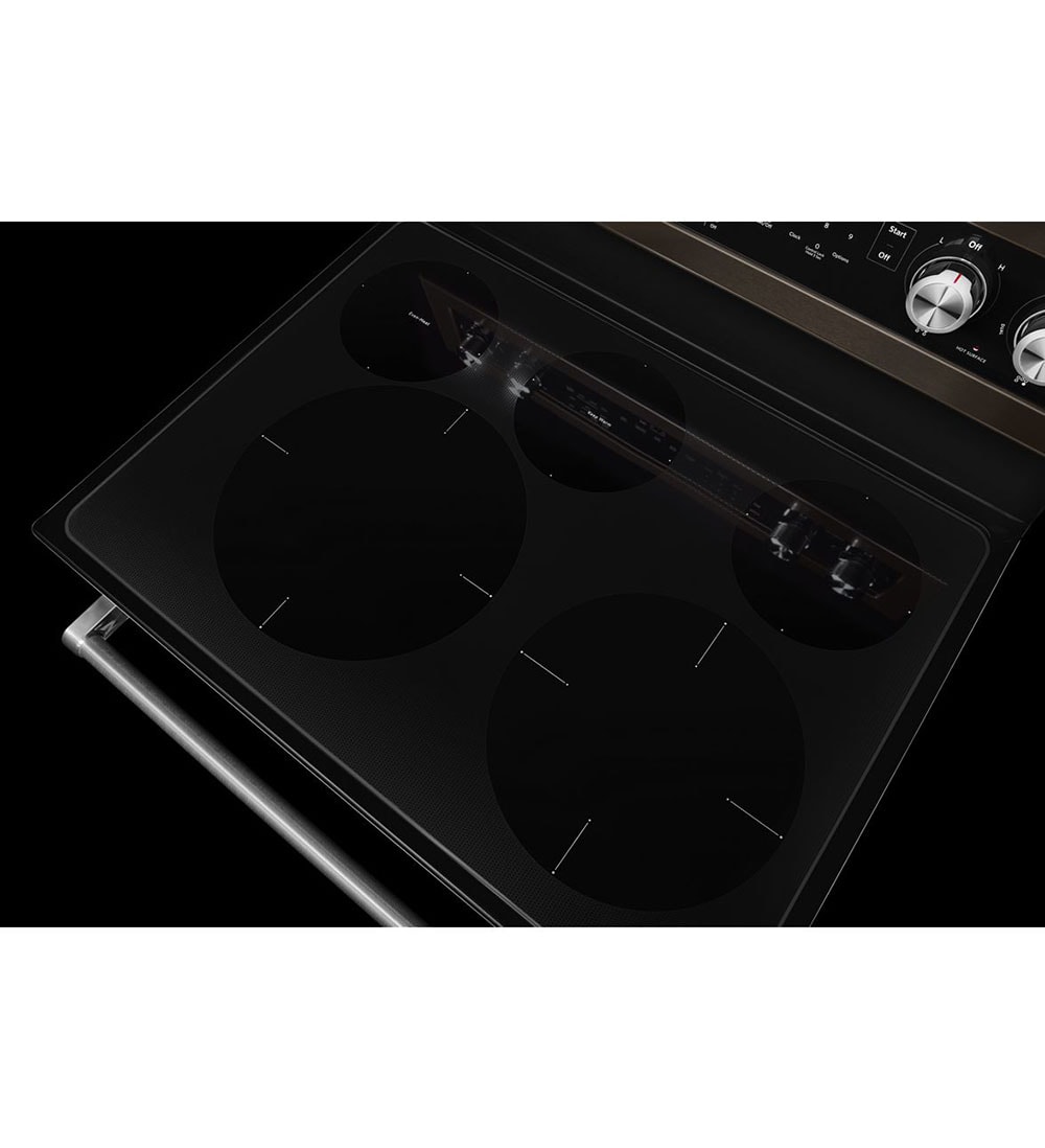 Estufa eléctrica independiente con horno de convección de 6.4 pies cúbicos, 5 quemadores y cubierta de vidrio de 30 pulgadas en acero inoxidable negro con acabado PRINTSHIELD de KitchenAid