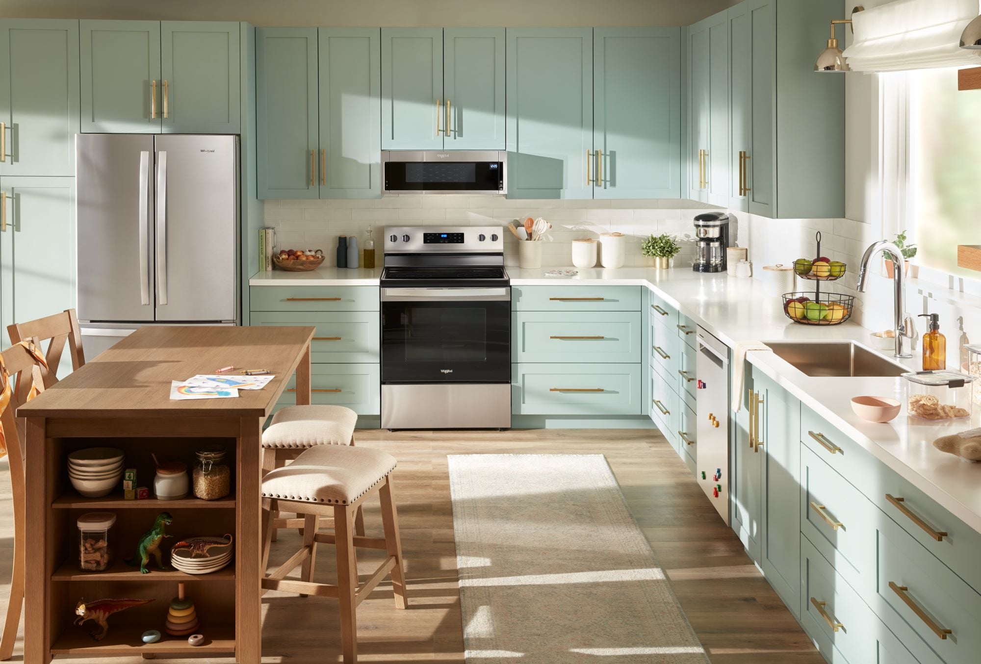 Estufa eléctrica independiente de vidrio de 30 pulgadas con 4 quemadores y horno de 5.3 pies cúbicos de acero inoxidable Whirlpool WFES3530RS