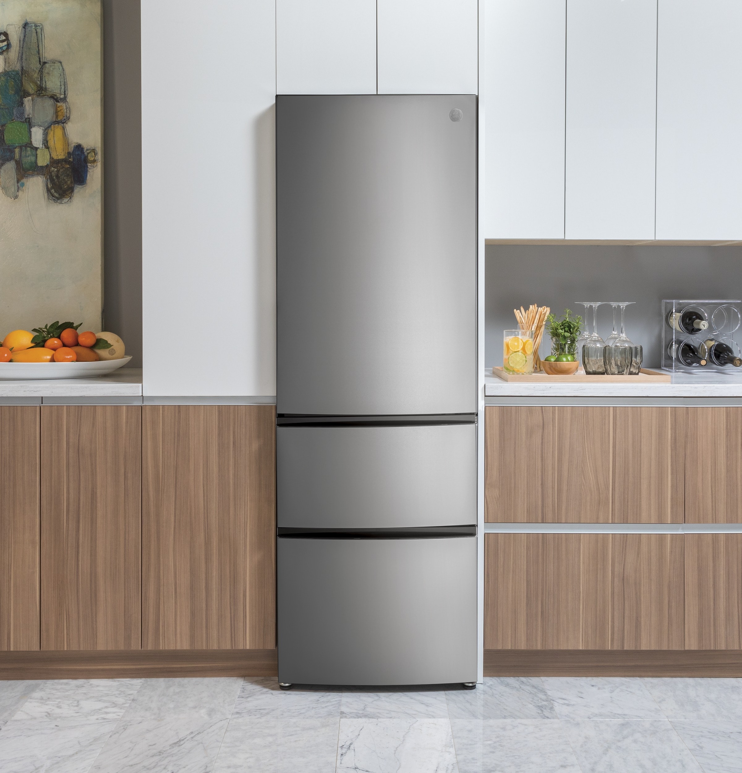 Refrigerador de fondo congelador GE de 11.9 pies cúbicos, con opción de fabricador de hielo (se vende por separado) en acero inoxidable certificado ENERGY STAR GLE12HSPSS