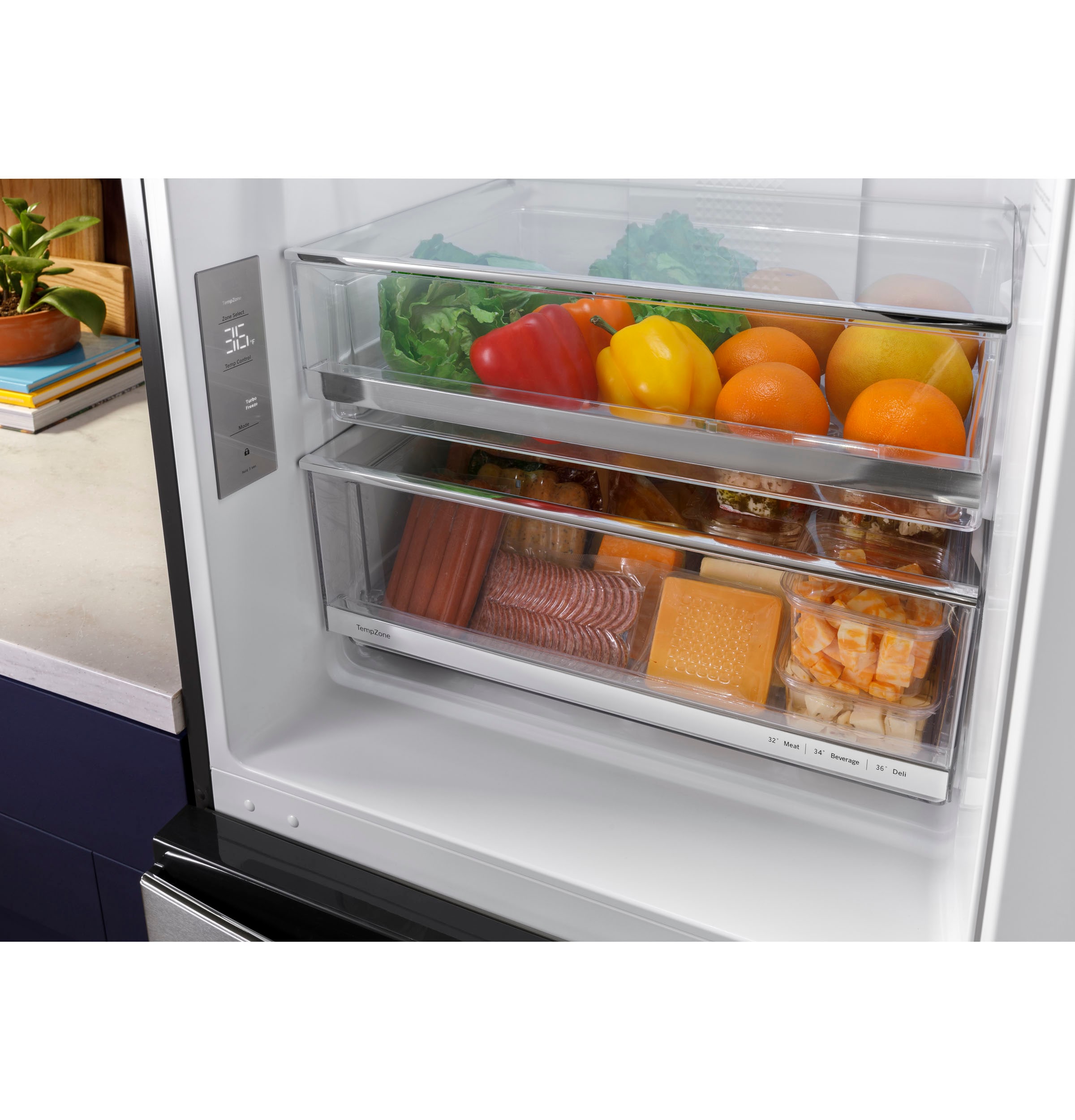 Refrigerador de fondo congelador GE de 11.9 pies cúbicos, con opción de fabricador de hielo (se vende por separado) en acero inoxidable certificado ENERGY STAR GLE12HSPSS