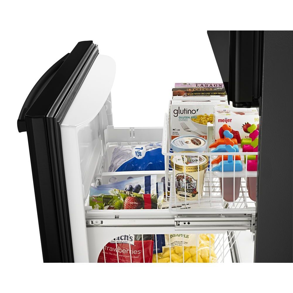 Refrigerador con congelador inferior de profundidad estándar de 22.1 pies cúbicos Amana con opción de fabricador de hielo (se vende por separado) (Negro) ABB2224BRB