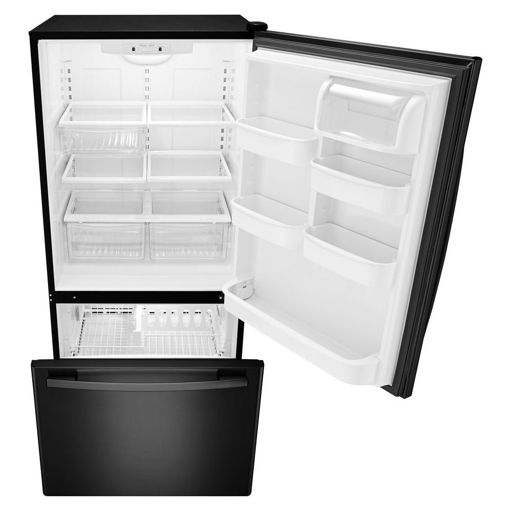 Refrigerador con congelador inferior de profundidad estándar de 22.1 pies cúbicos Amana con opción de fabricador de hielo (se vende por separado) (Negro) ABB2224BRB