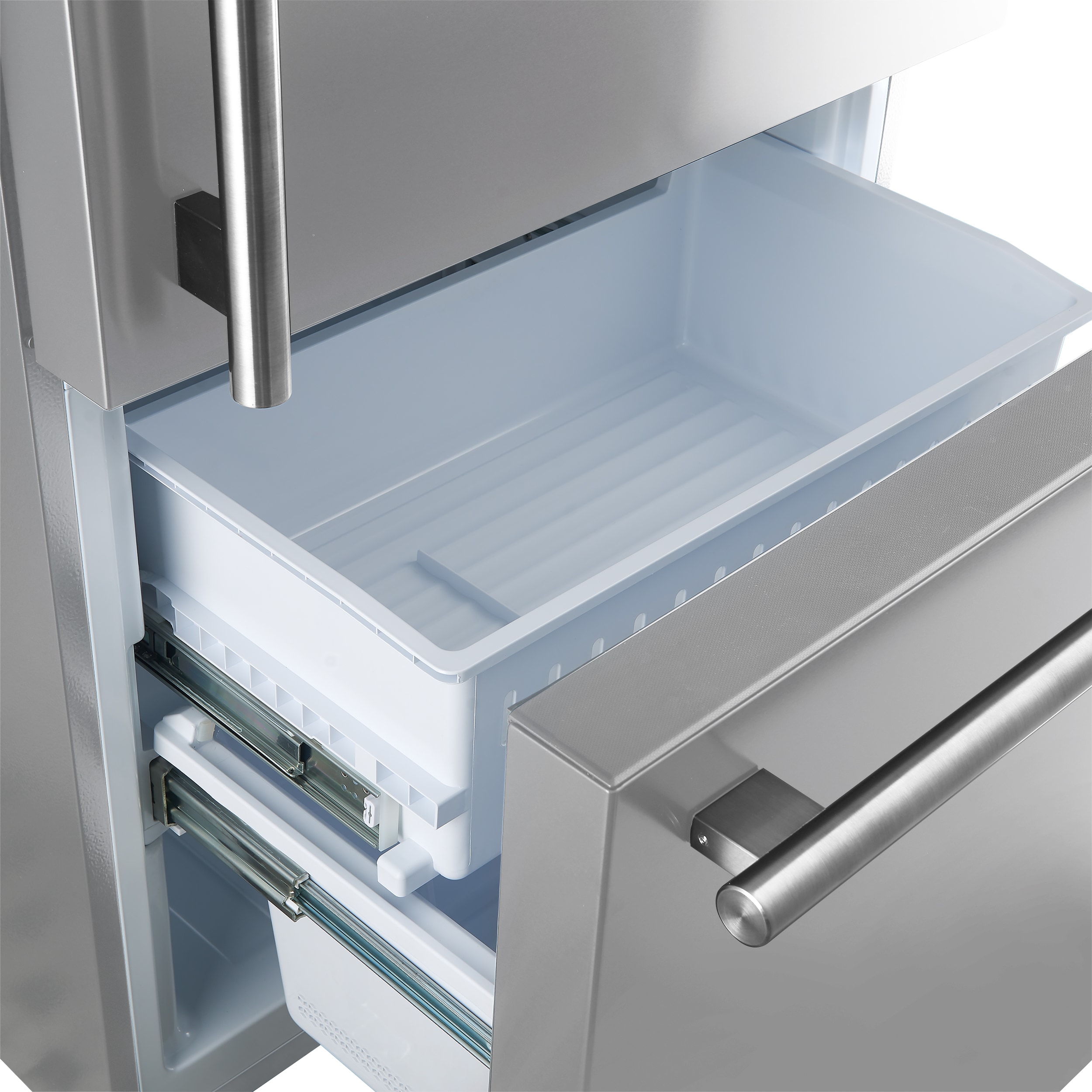 Refrigerador Stainless Steel con Congelador Inferior de Profundidad al Mostrador de 17.2 Pies Cúbicos FORNO Milano Espresso Certificado ENERGY STAR FFFFD1785-31S